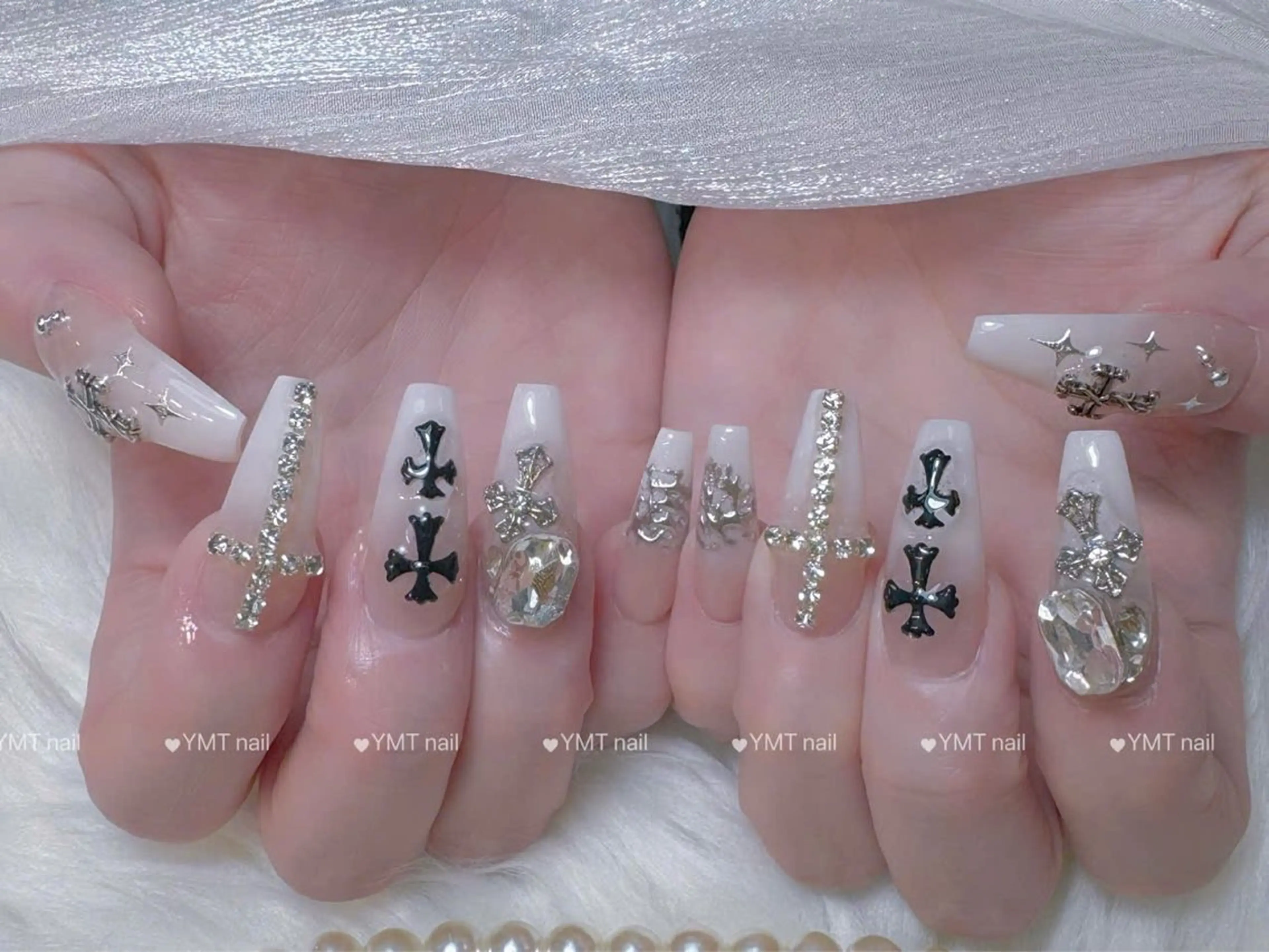 ネイル 長さ出し フットネイル ジェルネイル 韓国ネイル マグネットネイル ハンドネイル YMT． NailStudioのネイルデザイン