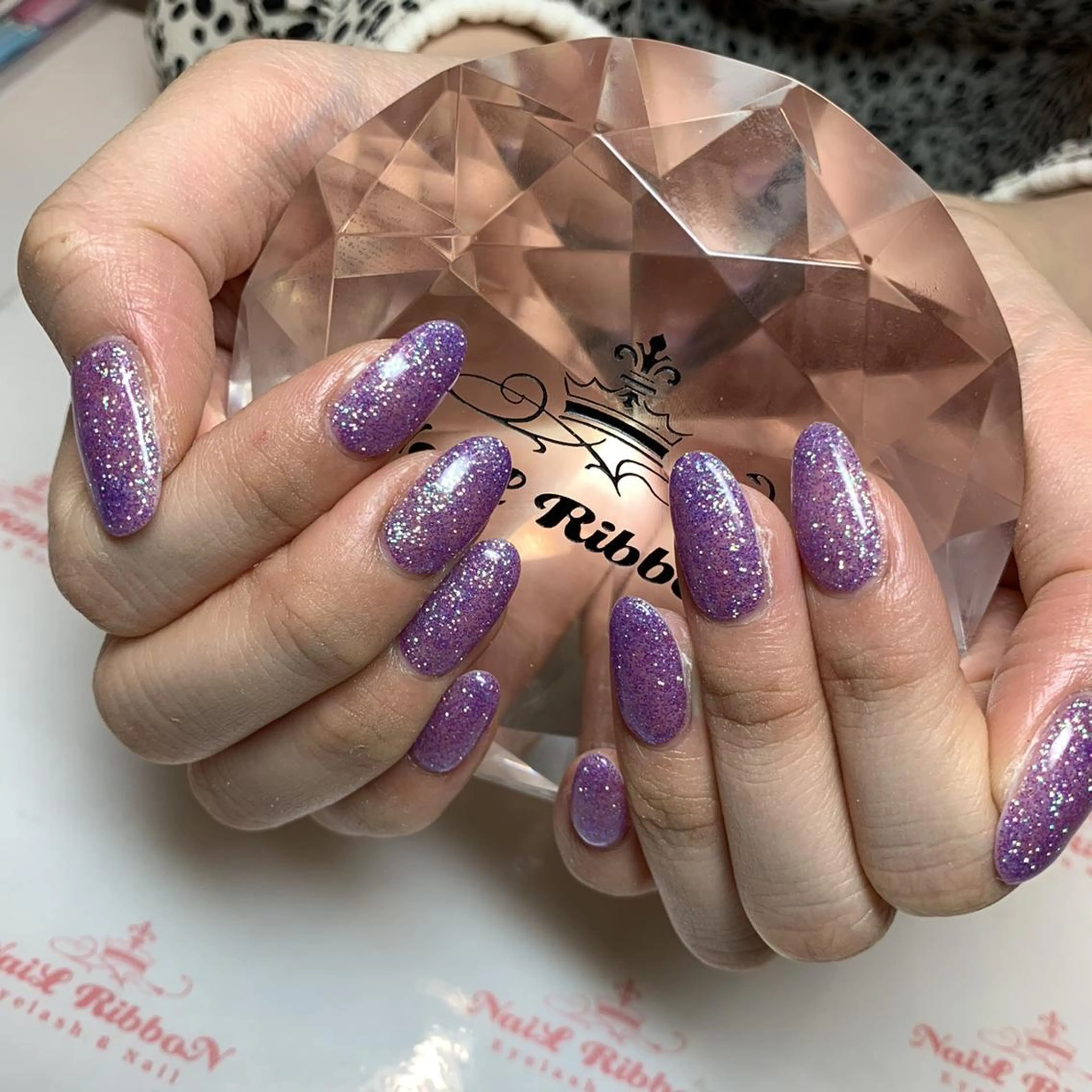 ネイル ネイルリボン 受付スタッフのネイルデザイン