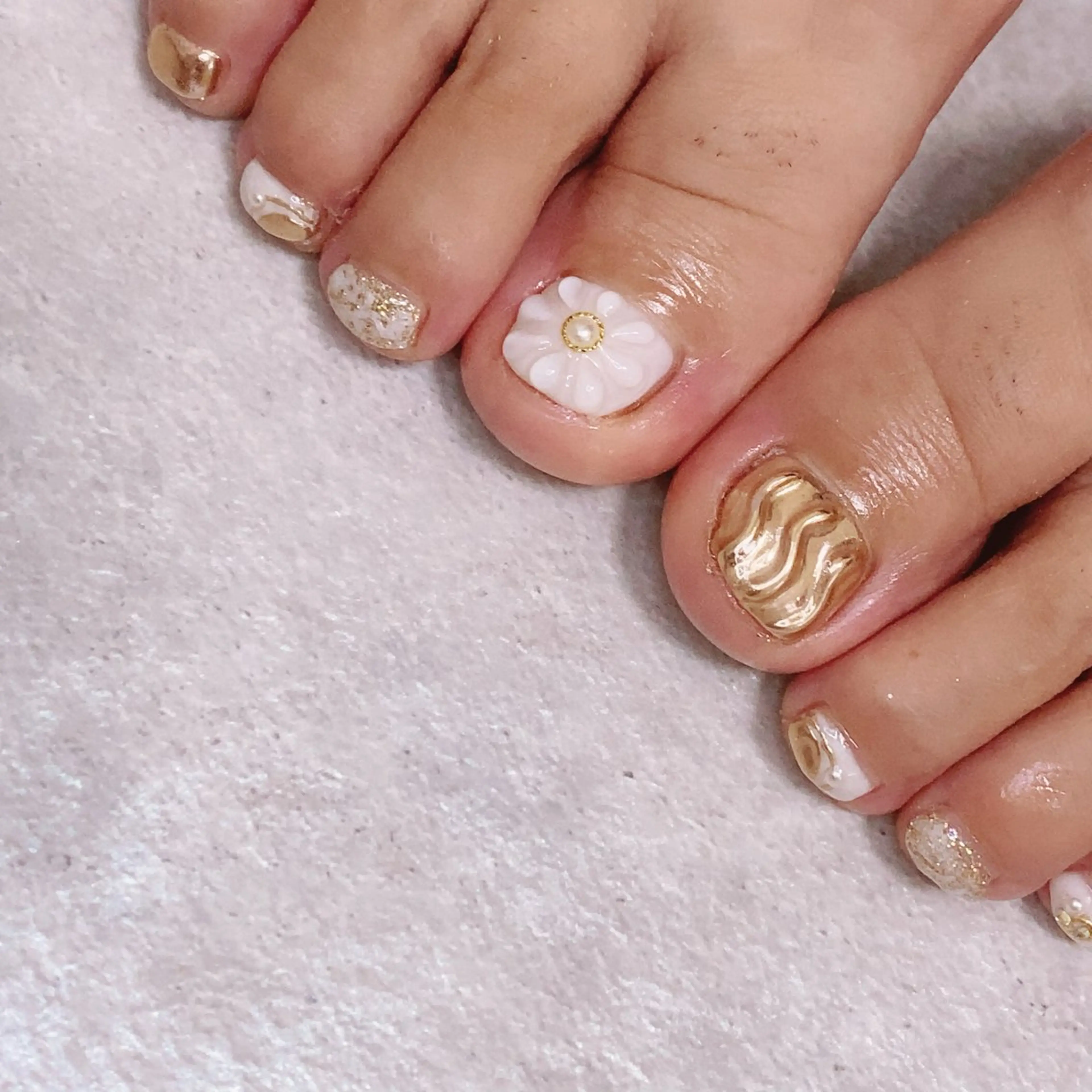 ネイル フットネイル C. NAILSのネイルデザイン