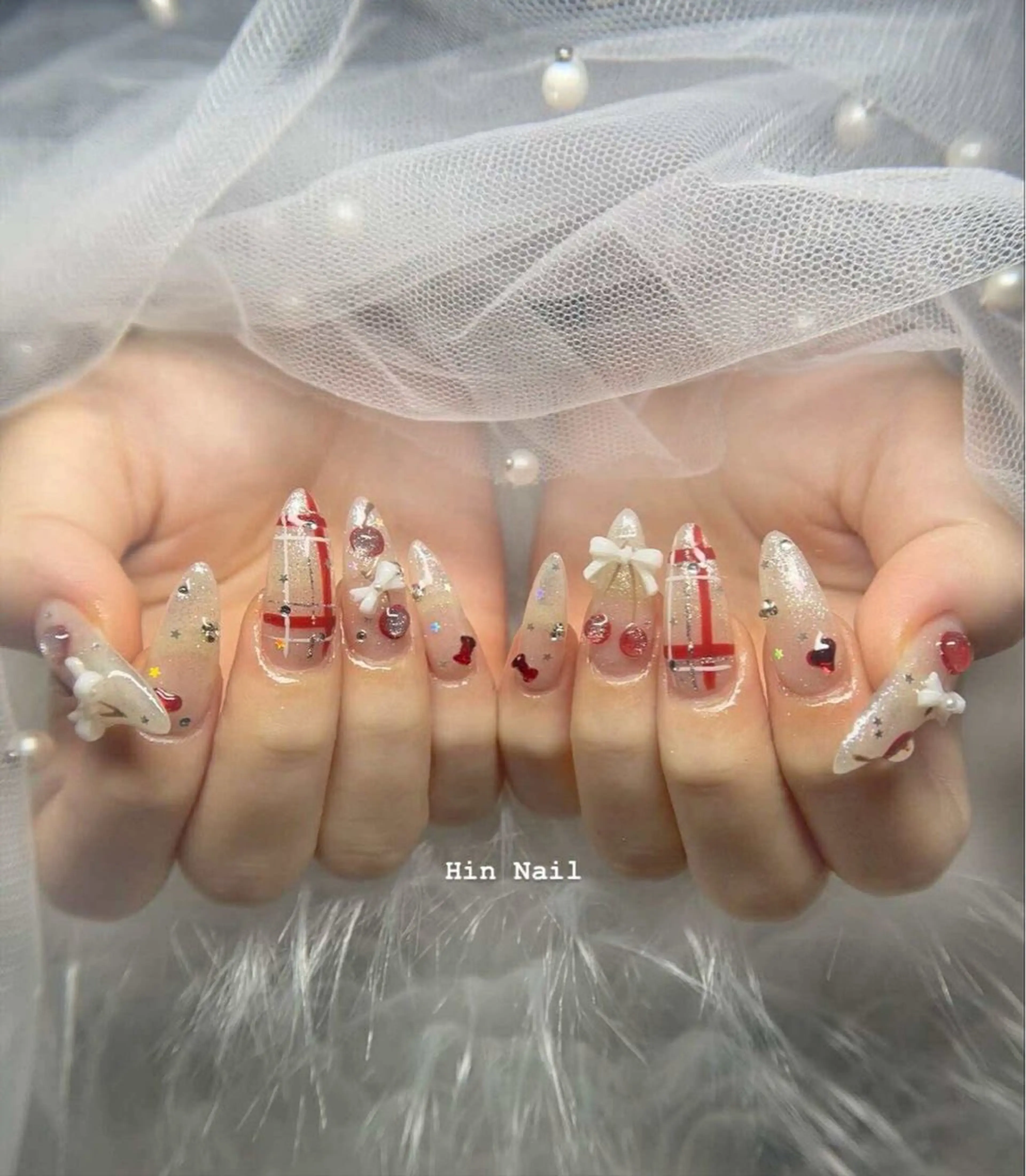 ネイル ハンドネイル Hin  Nail所属・Hin Nail Salonのネイルデザイン