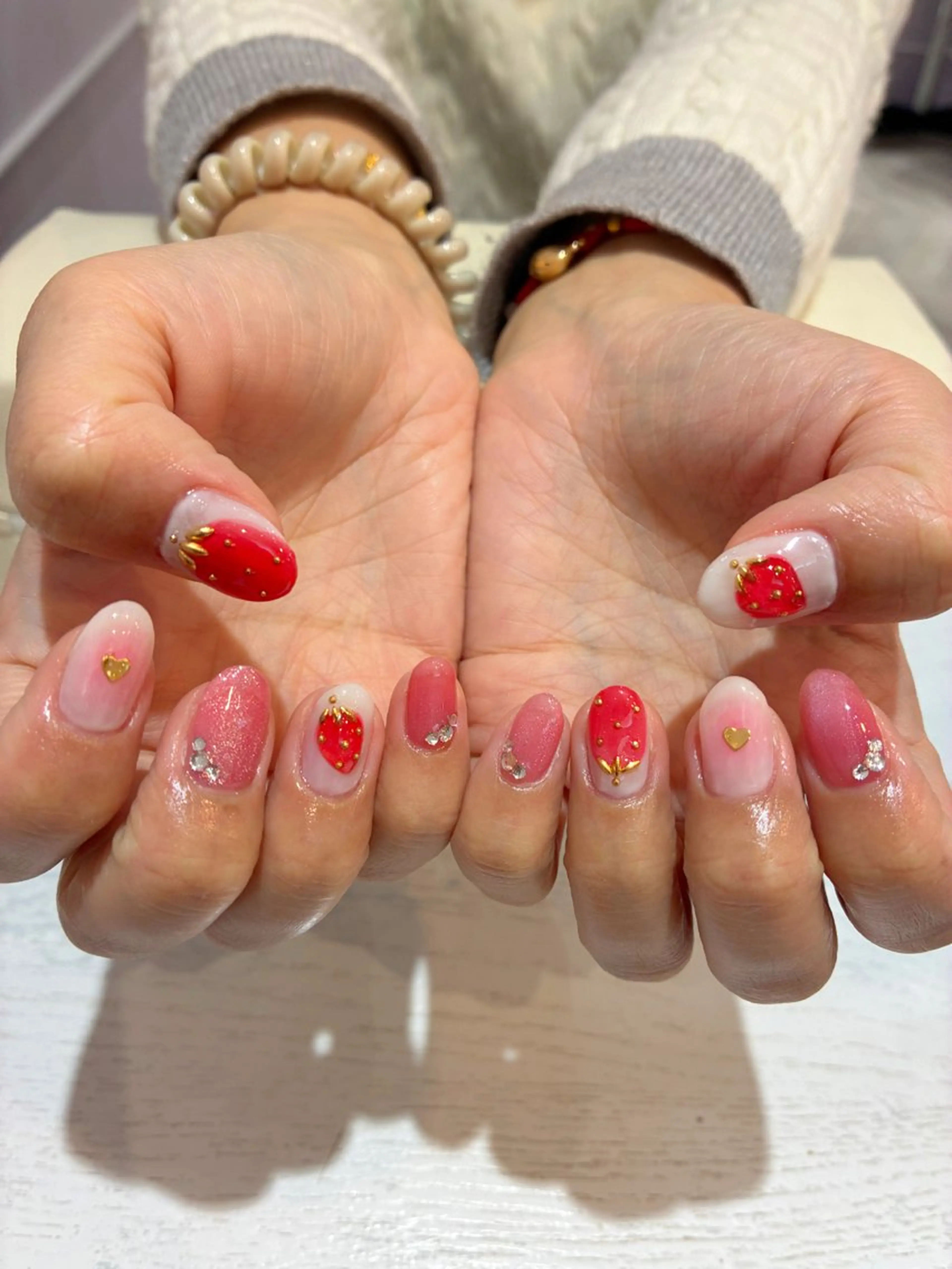 ネイル 持ち込み Nest 岩崎のネイルデザイン