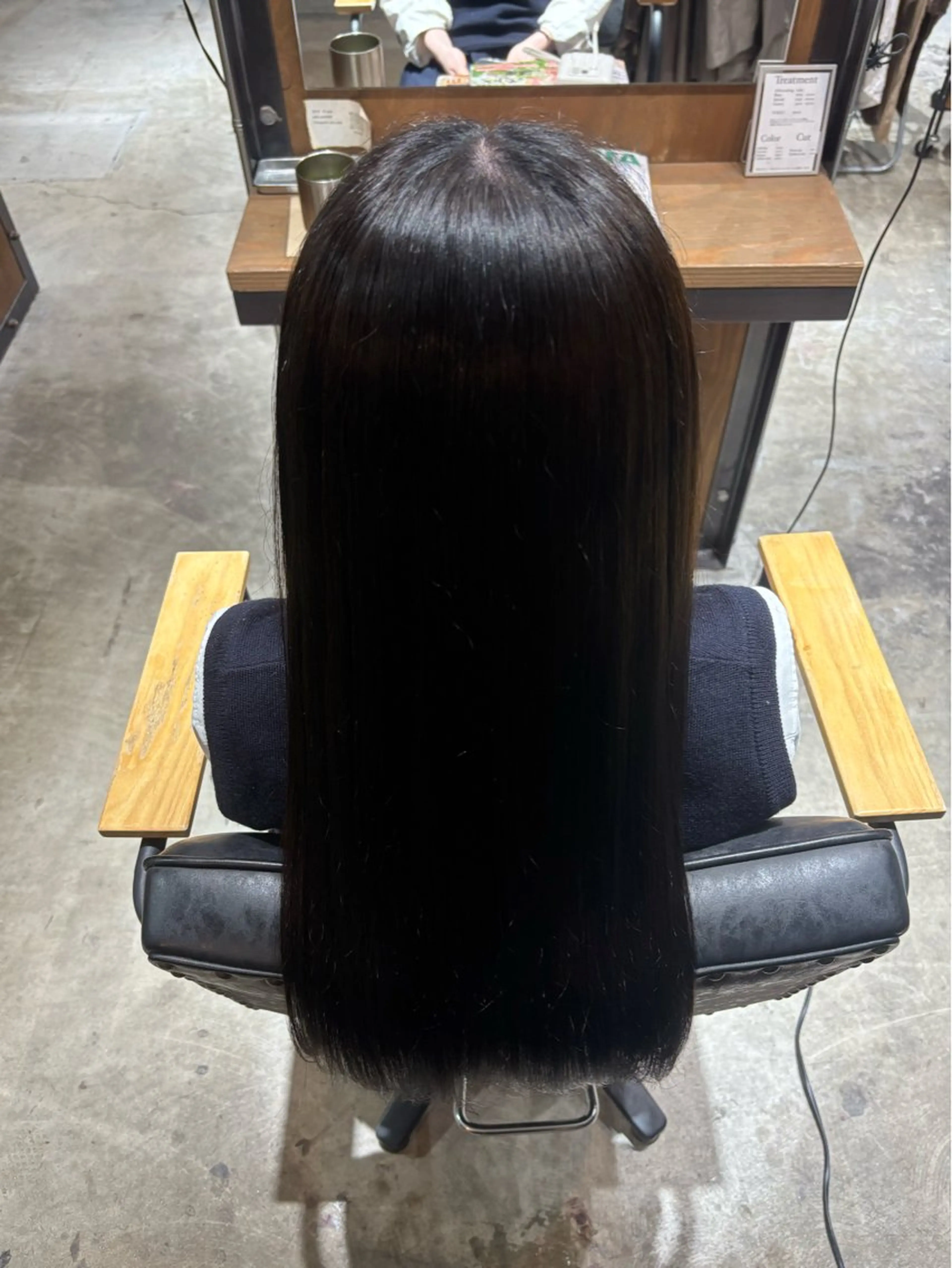 カラー アッシュ バイオレットカラー 山下 奈々美のヘアスタイル