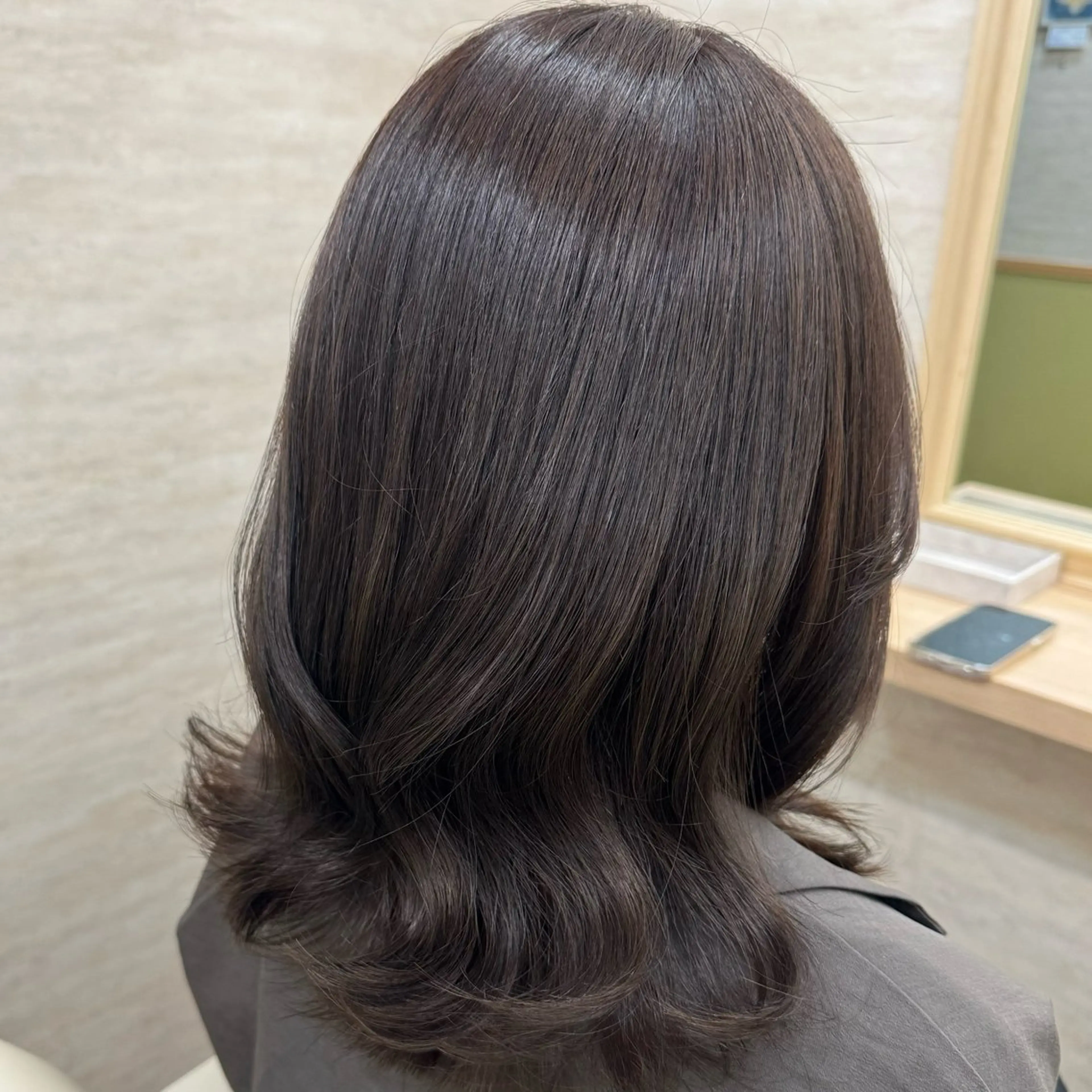 ミディアム カラー グレージュ ヘアカラー トリートメント 🎀 Natsuki 🎀のヘアスタイル