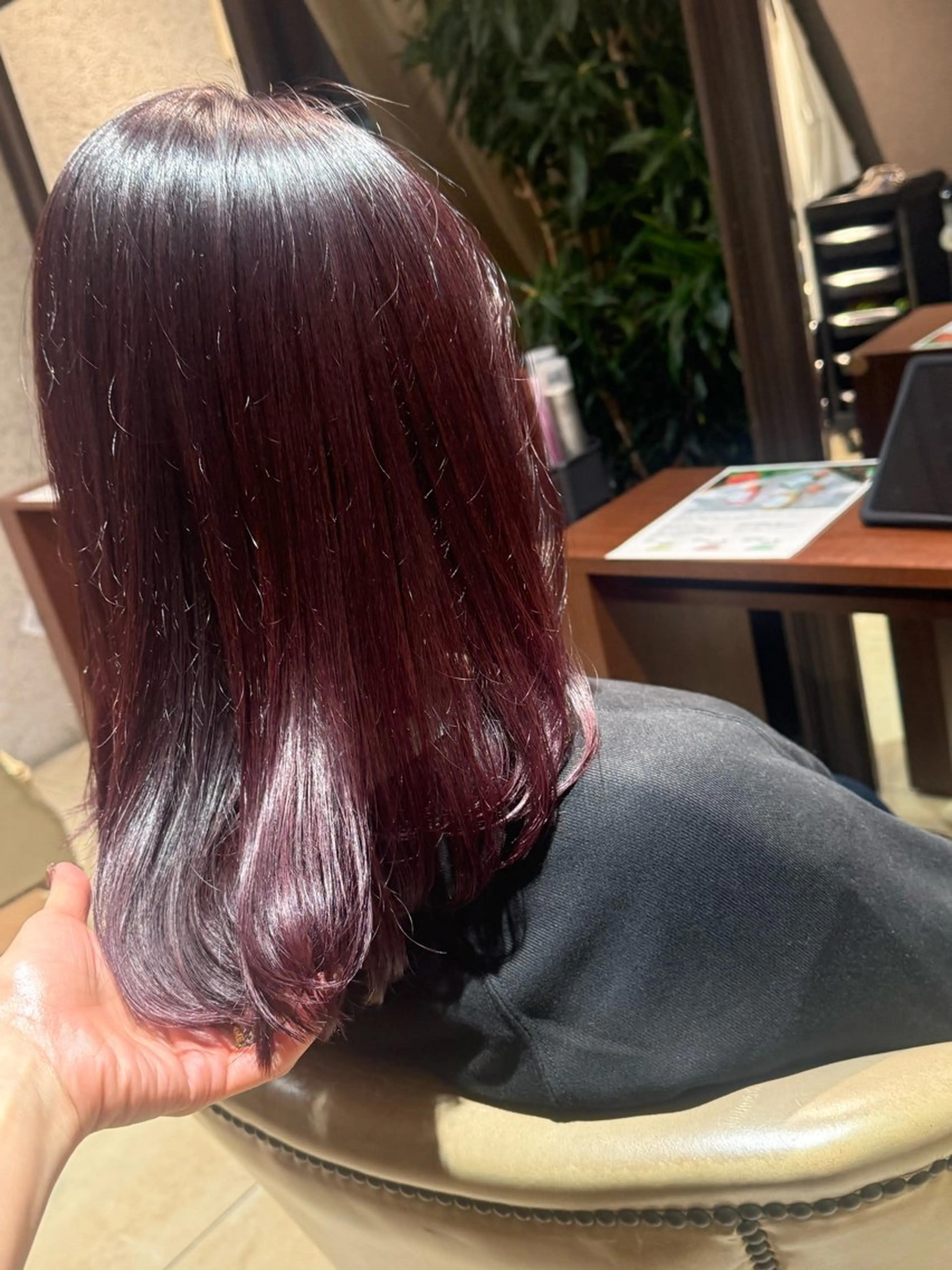 セミロング Alegria アレグリアのヘアスタイル