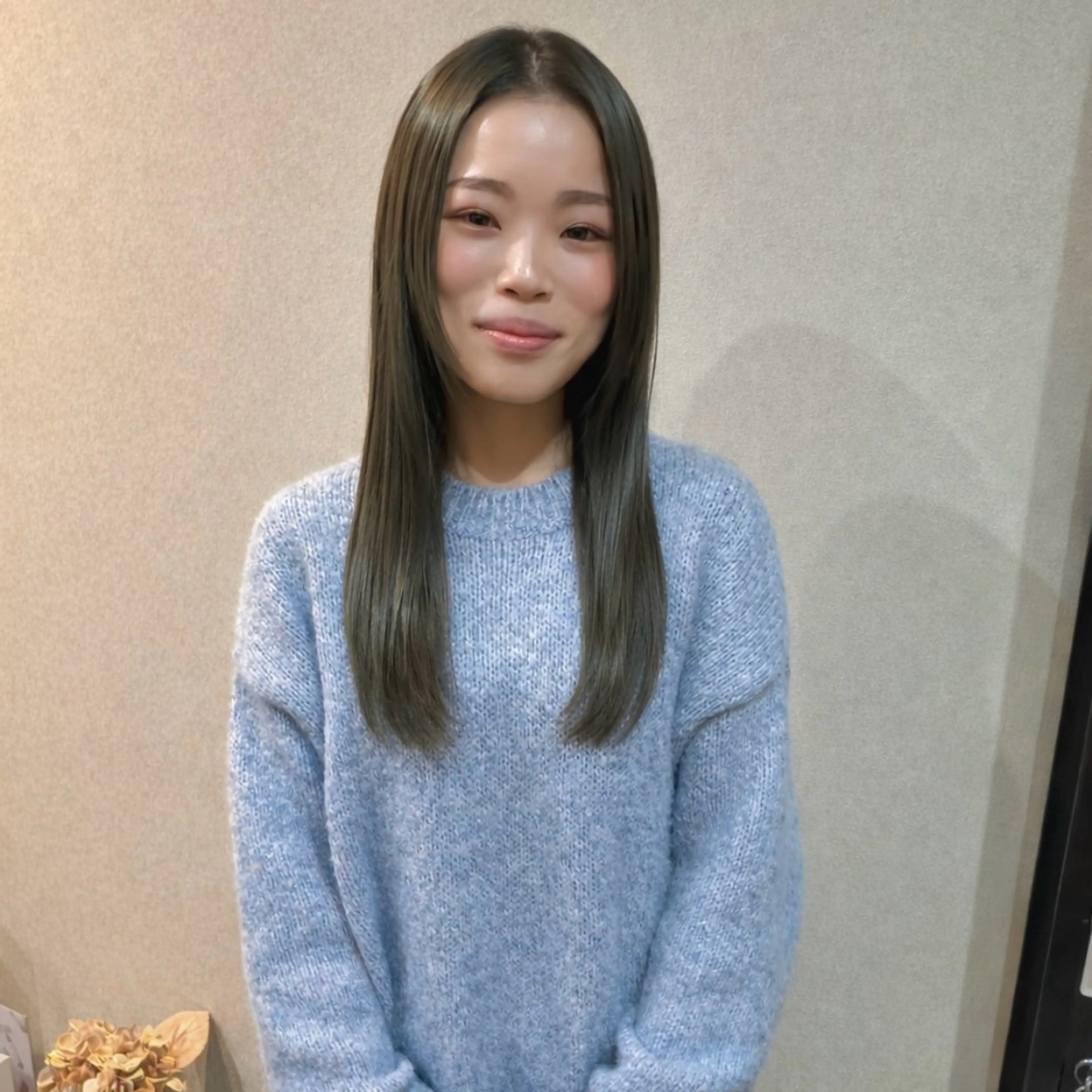 ロング ヘアカラー 矢澤涼夏 🎀ツヤ髪のヘアスタイル