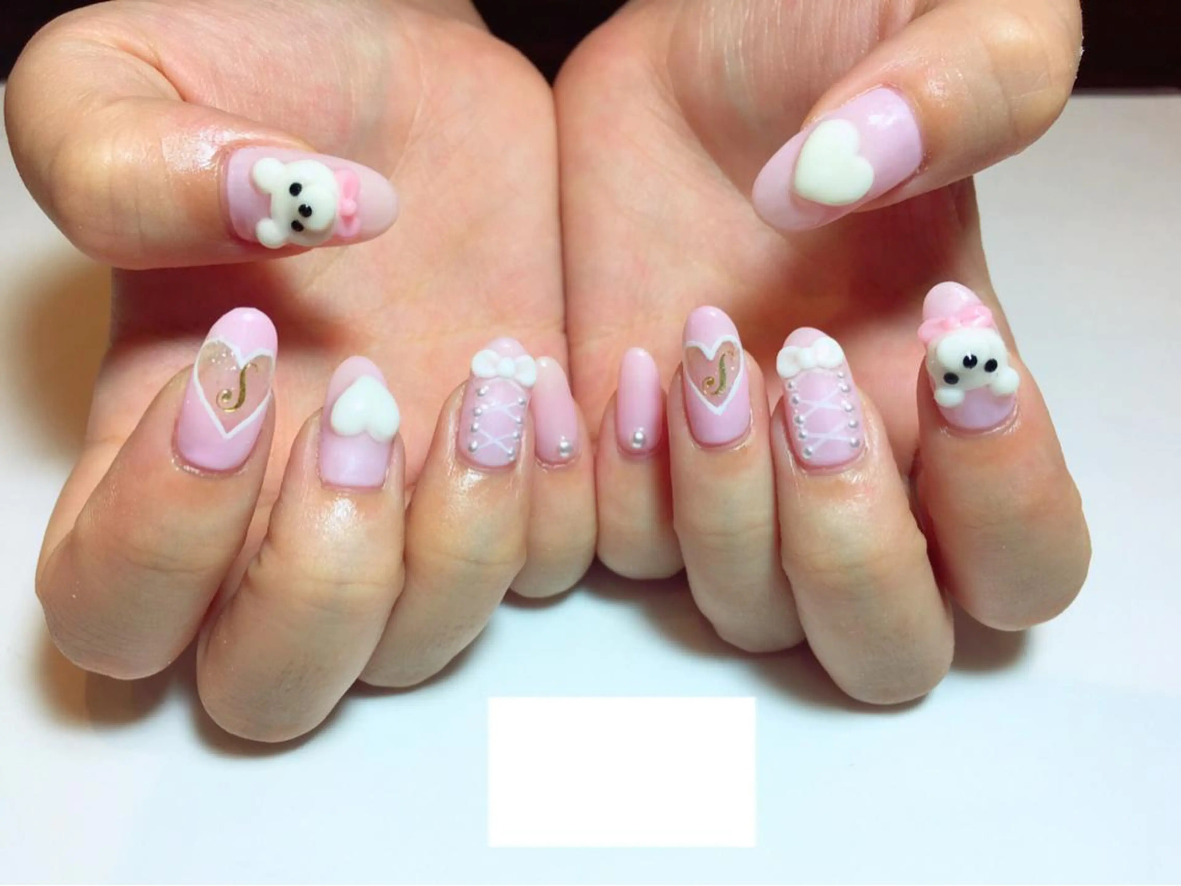 ネイル Li'leaNail AINAのネイルデザイン