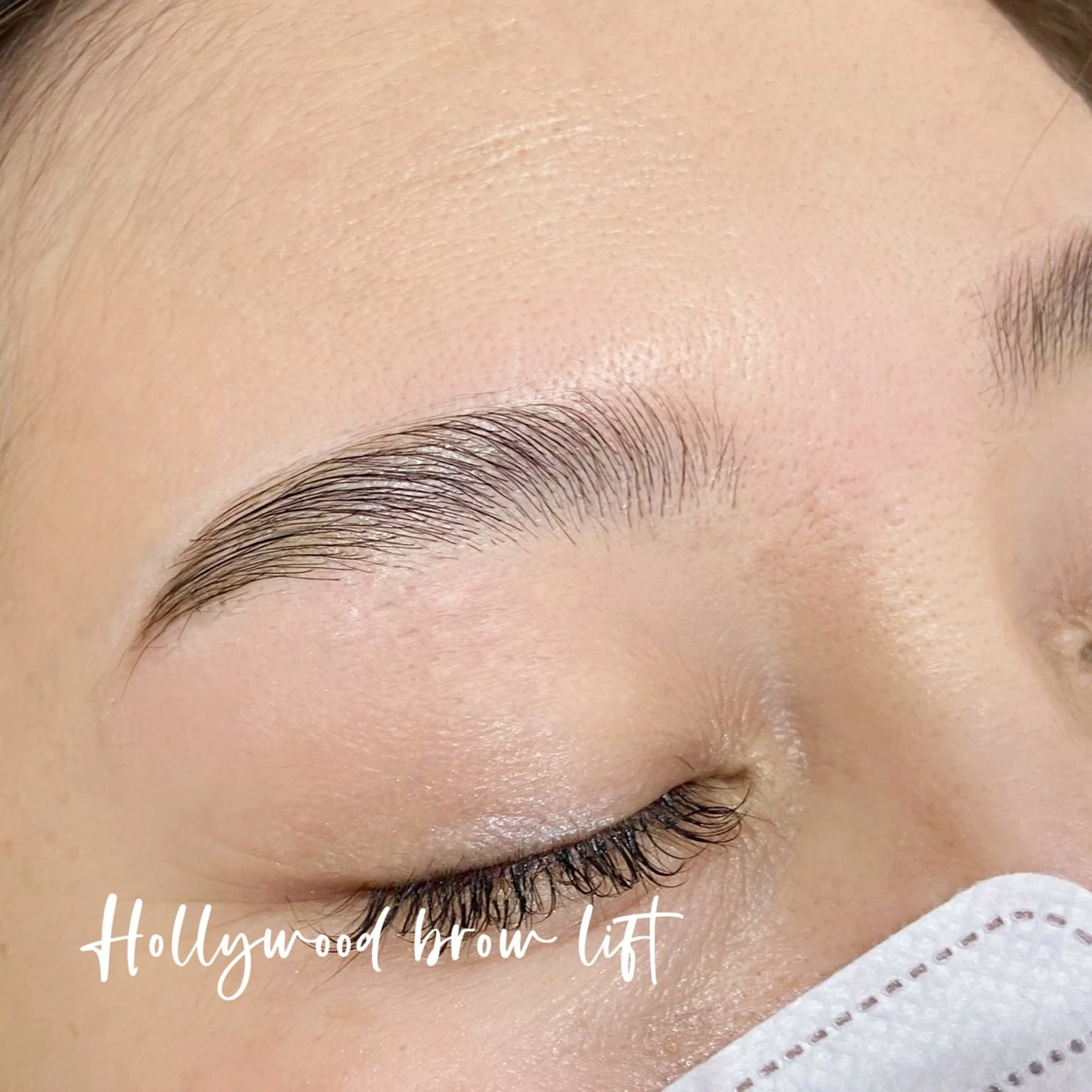 【ミニモ限定】ハリウッドアイブロウリフト🥥🌿施術時間60分の写真