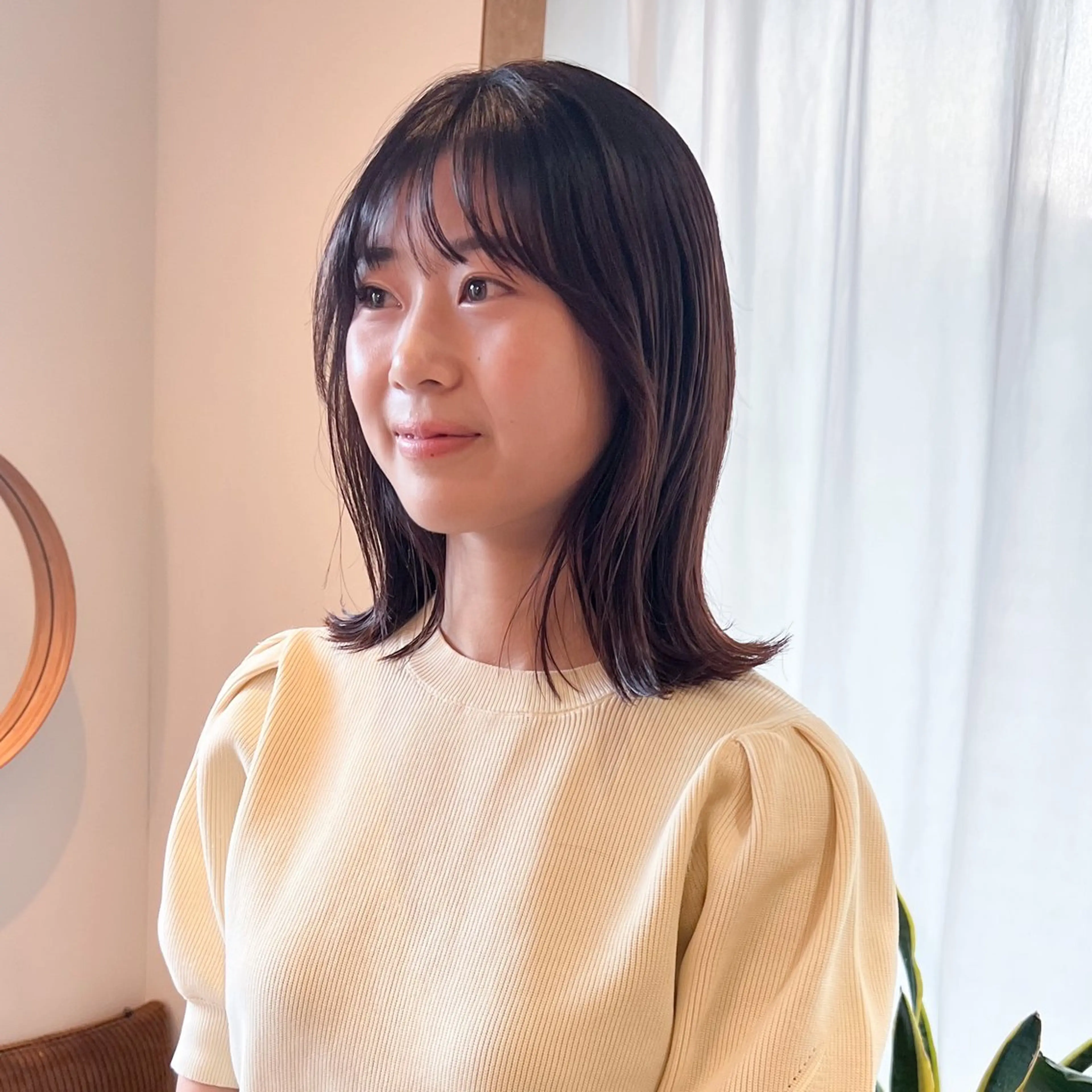 ミディアム カラー 髪質改善 カット ヘアカラー 縮毛矯正 ミディアムパーマ /癖毛パーマのヘアスタイル