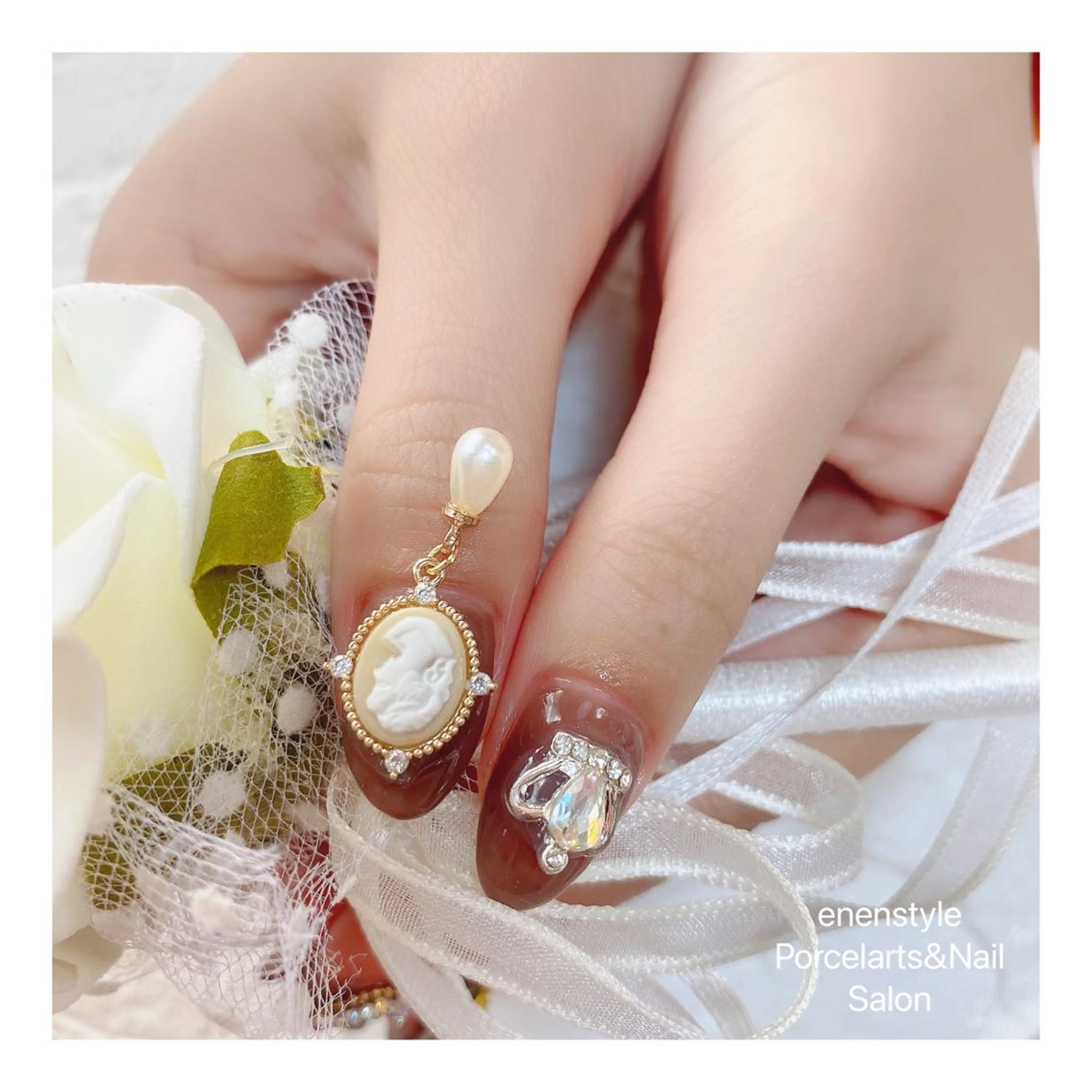 ミディアム ネイル 👑enen style👑のネイルデザイン