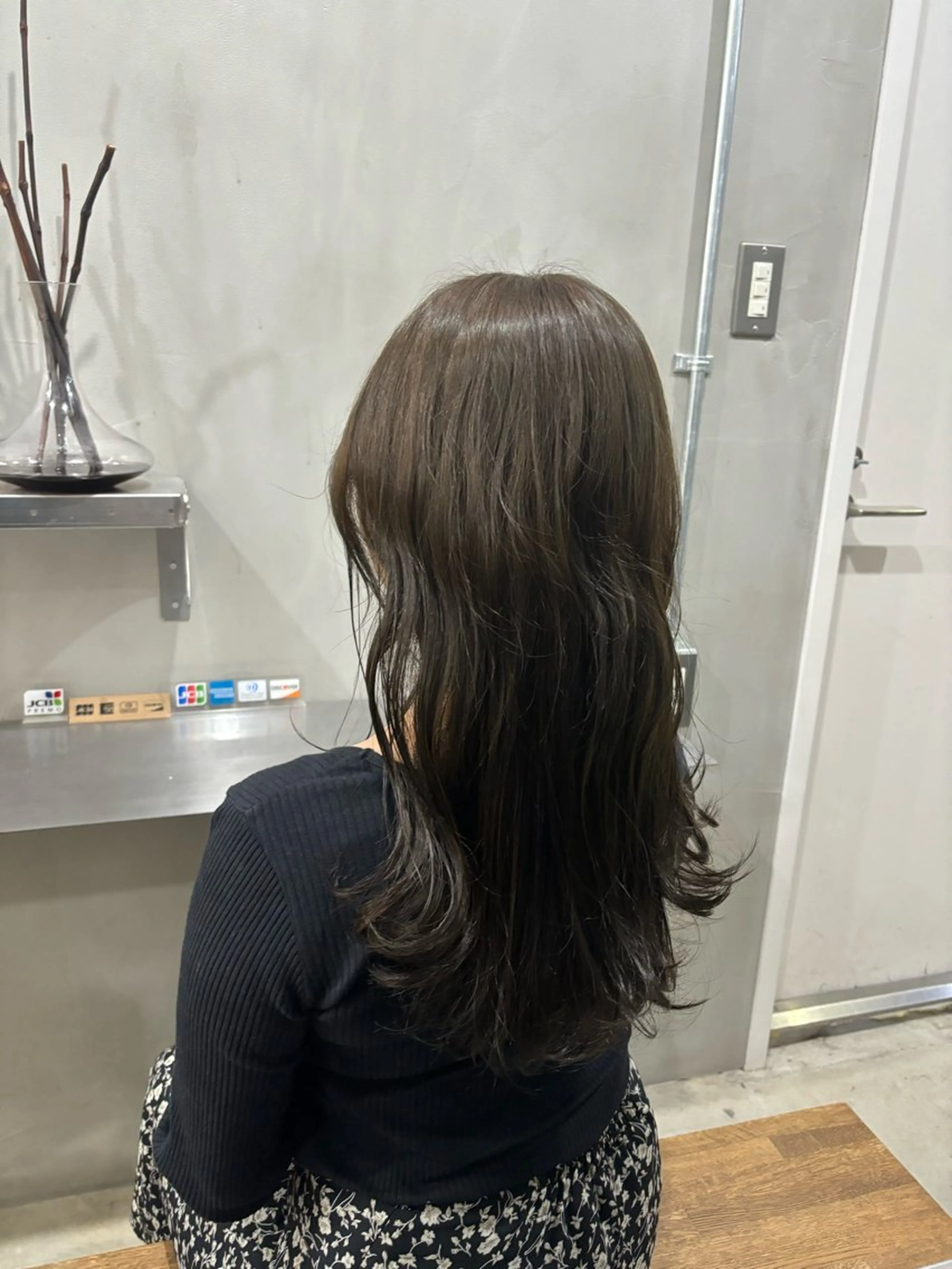 カラー グレージュ オリーブグレージュ オリーブグレー ヘアカラー トリートメント 艶髪/髪質改善/ ゆうとのヘアスタイル