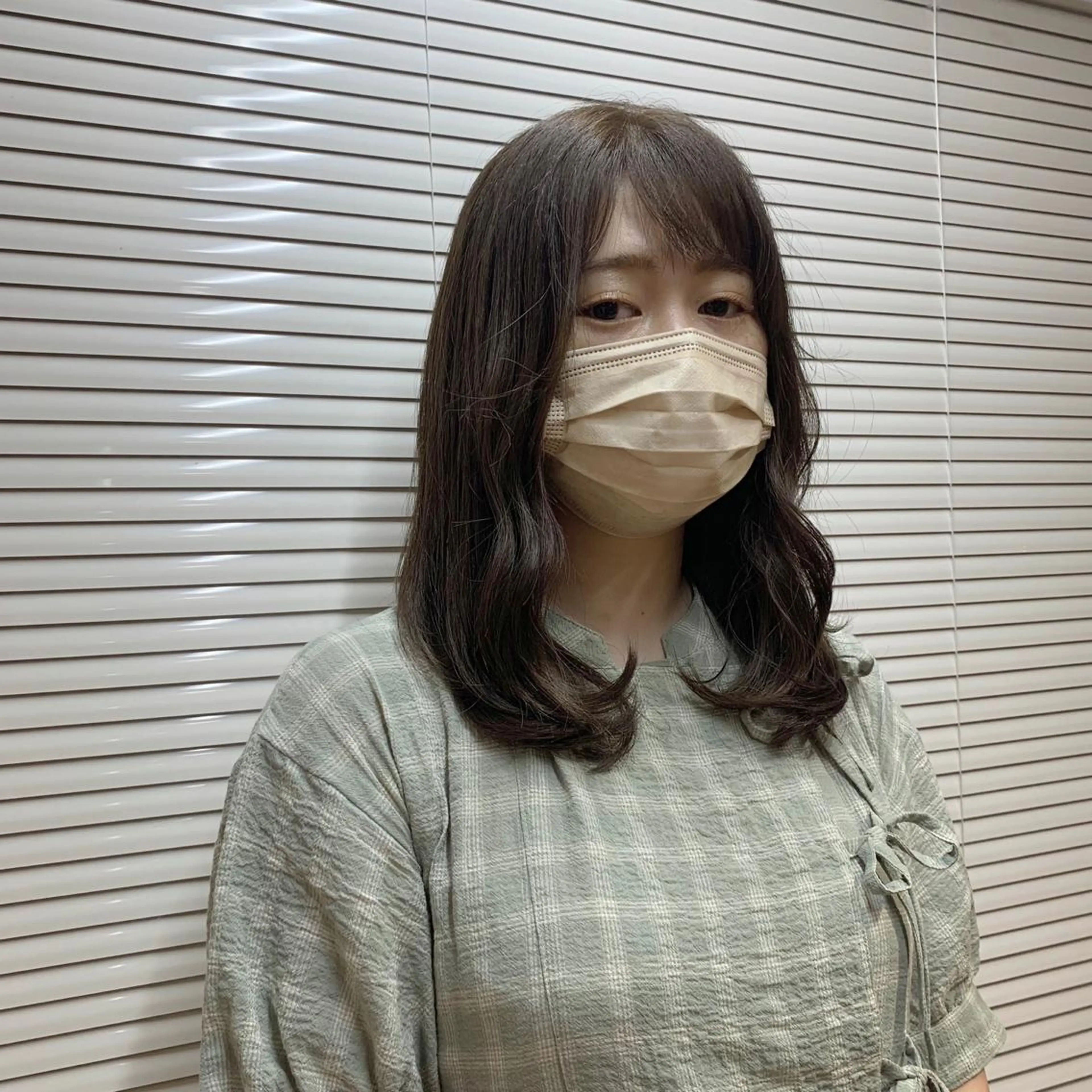 セミロング カット ヘアカラー トリートメント little 小濱彰太のヘアスタイル