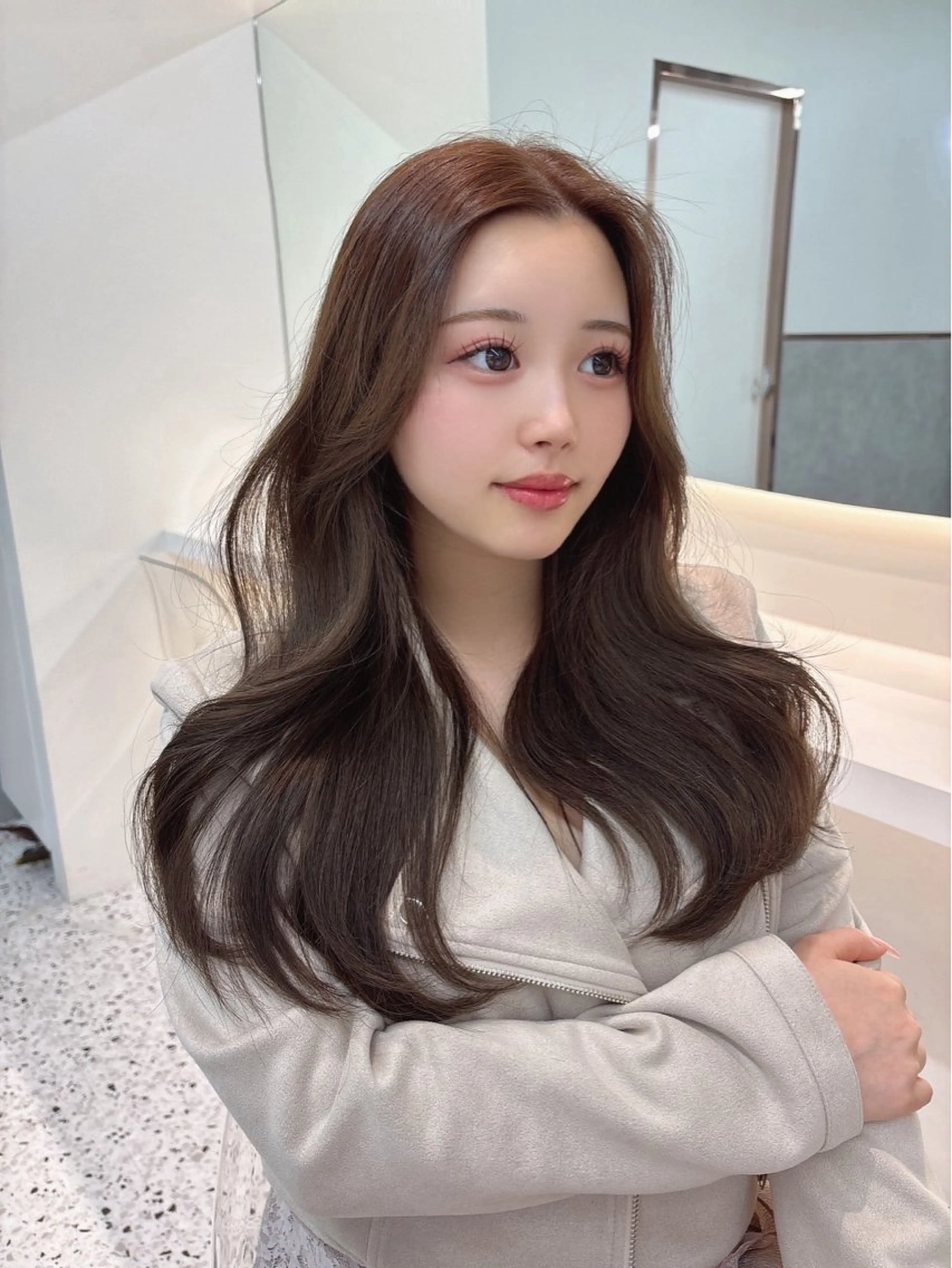 ロング カラー カット ヘアカラー トリートメント yui🎀透明感 ベージュカラー／博多のヘアスタイル