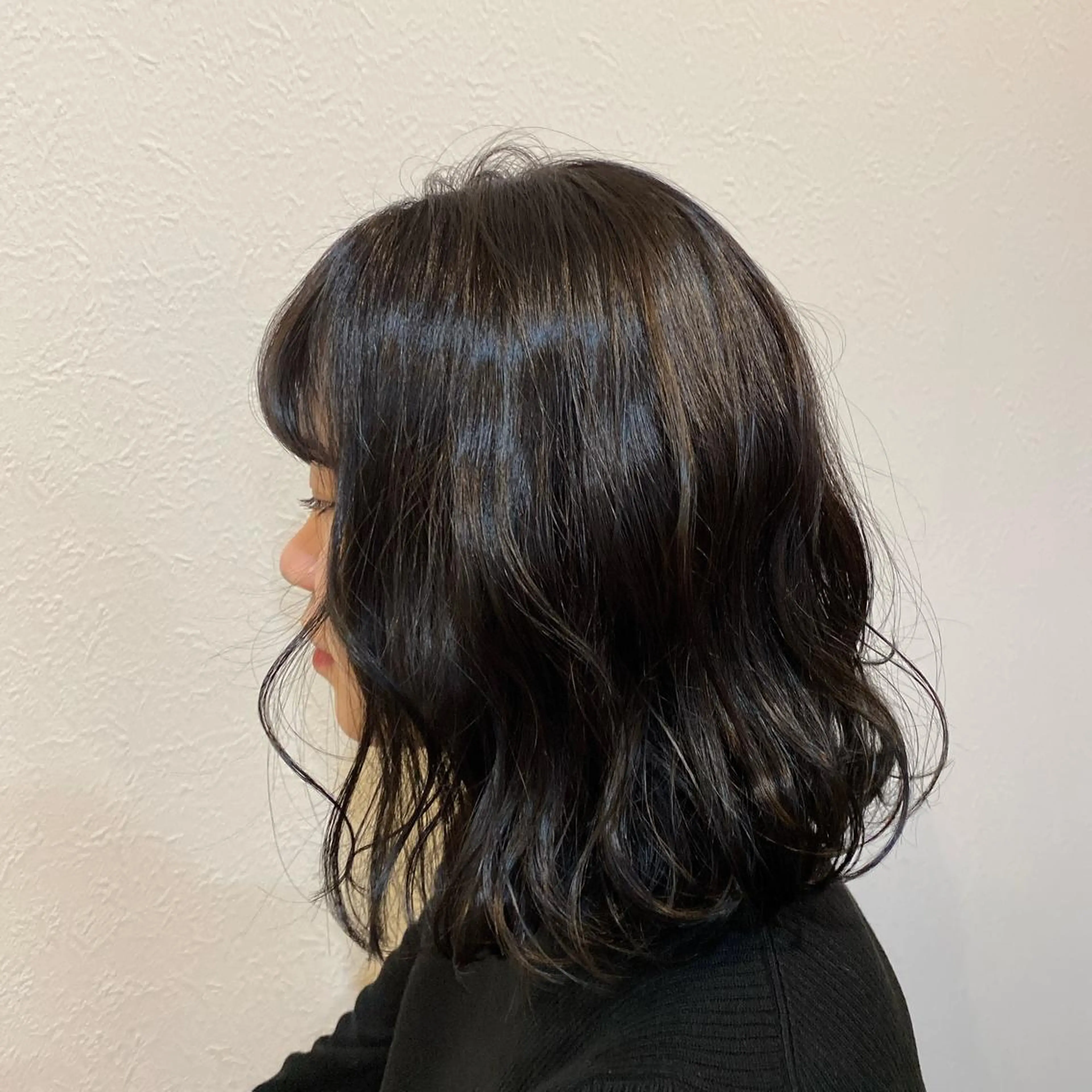 ミディアム カラー カット ヘアカラー トリートメント 髪質改善／艶カラー 🫧harunaのヘアスタイル