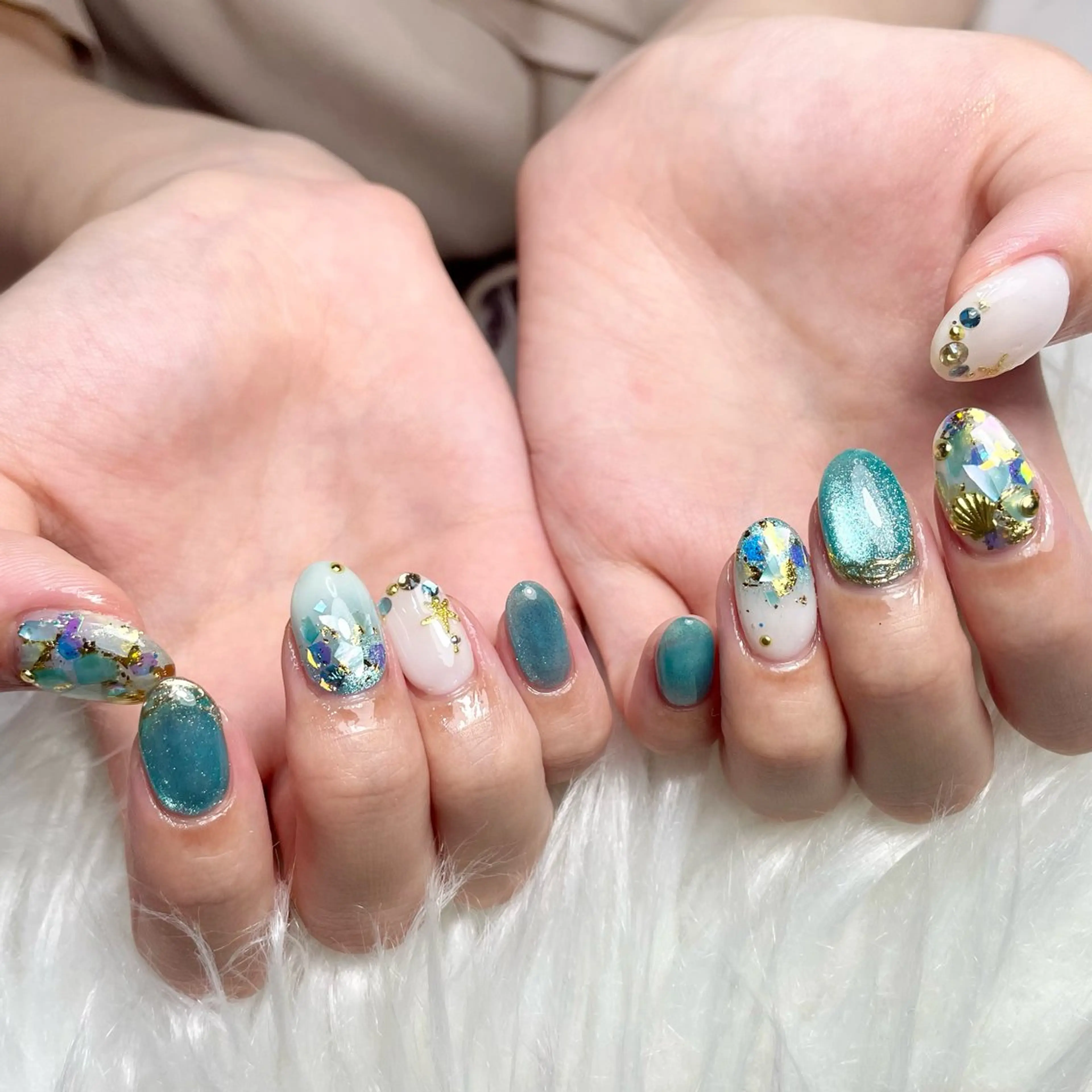 ネイル ハンドネイル RosyBeauty Salonのネイルデザイン