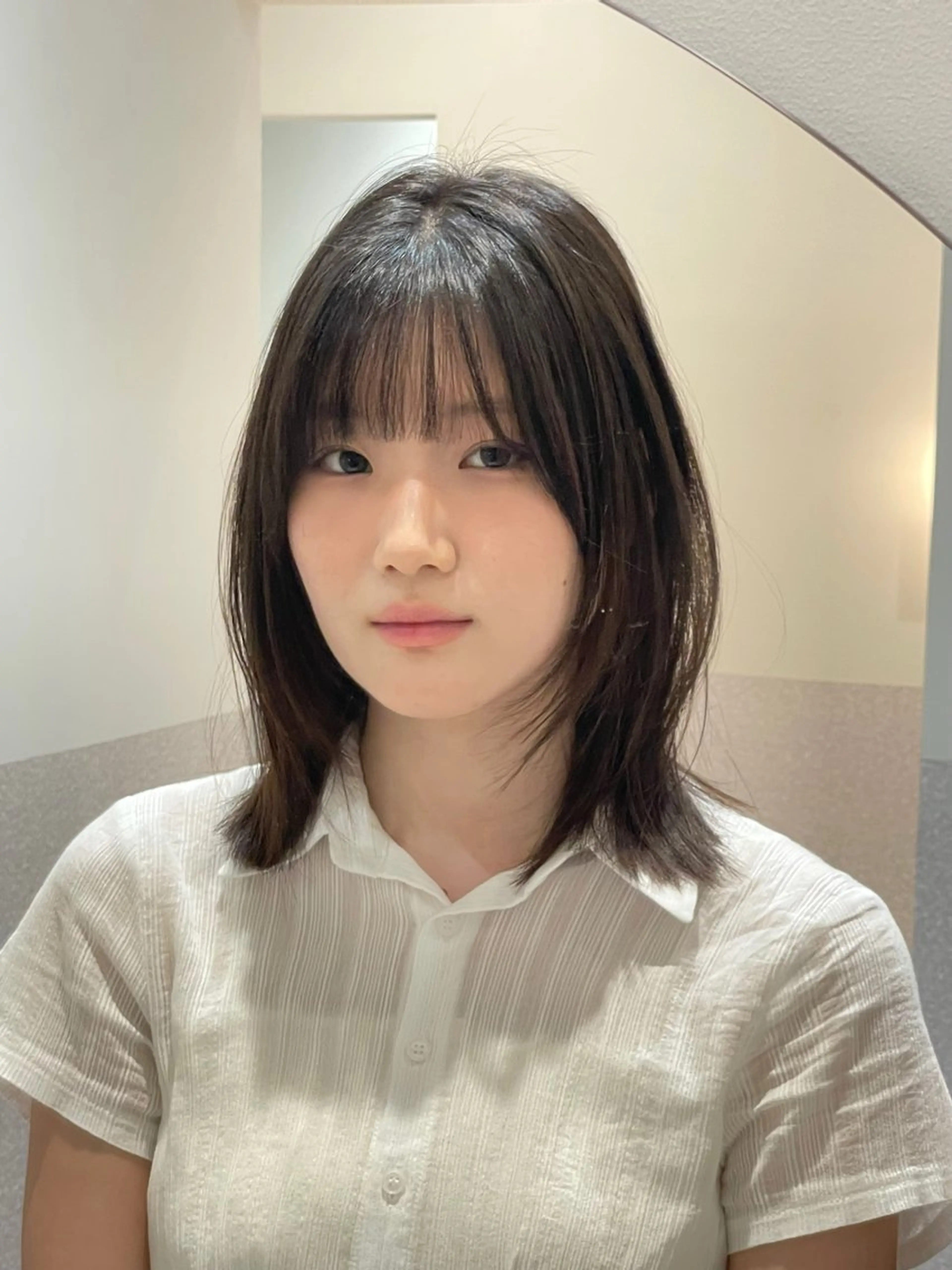 ミディアム ミディアムレイヤー 韓国風ヘア レイヤーカット カット ヘアカラー トリートメント ❤︎︎韓国ヘア❤︎︎ 𝑺𝒉𝒊𝒉𝒐のヘアスタイル