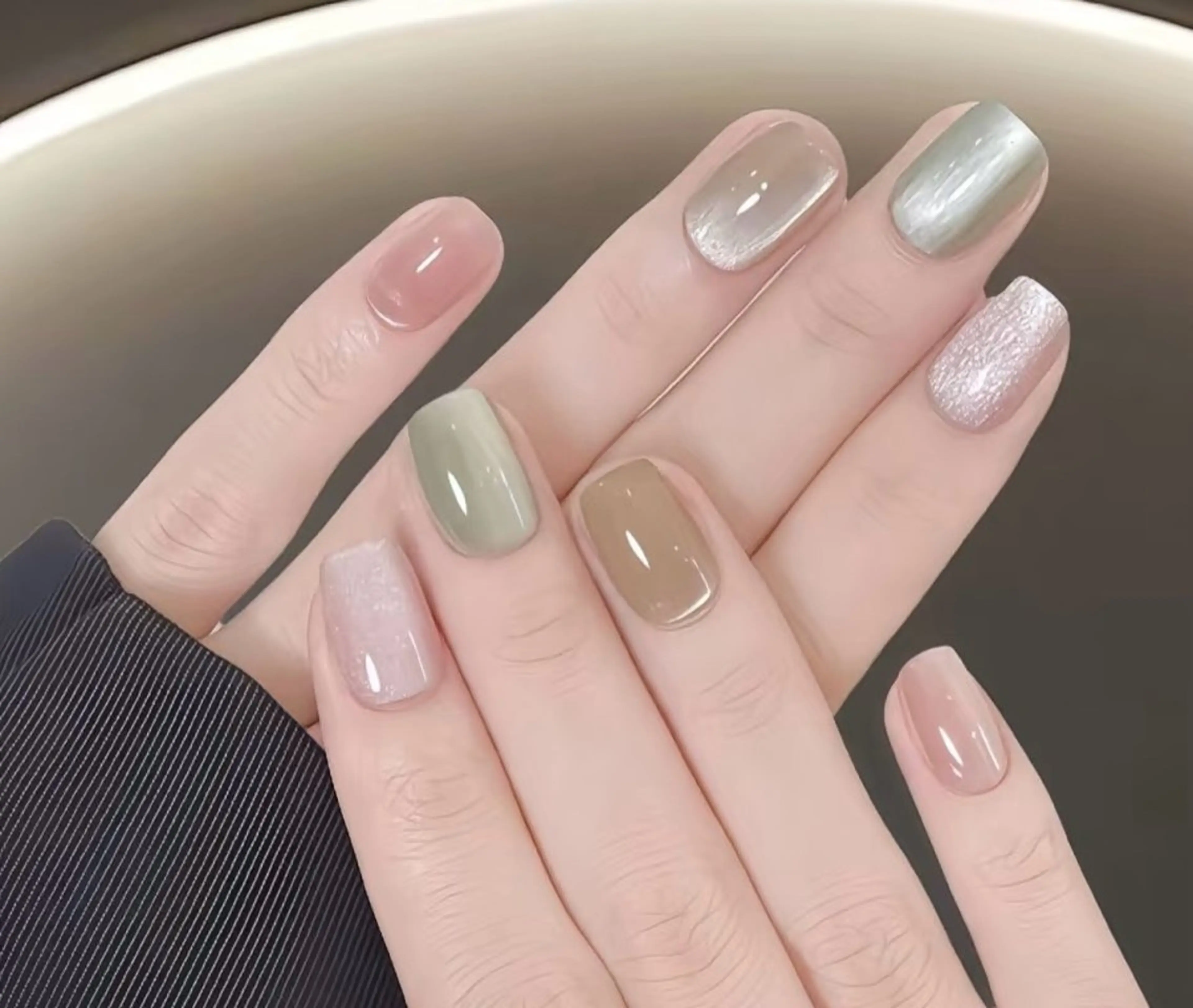 ネイル 高木 維麗絲のネイルデザイン