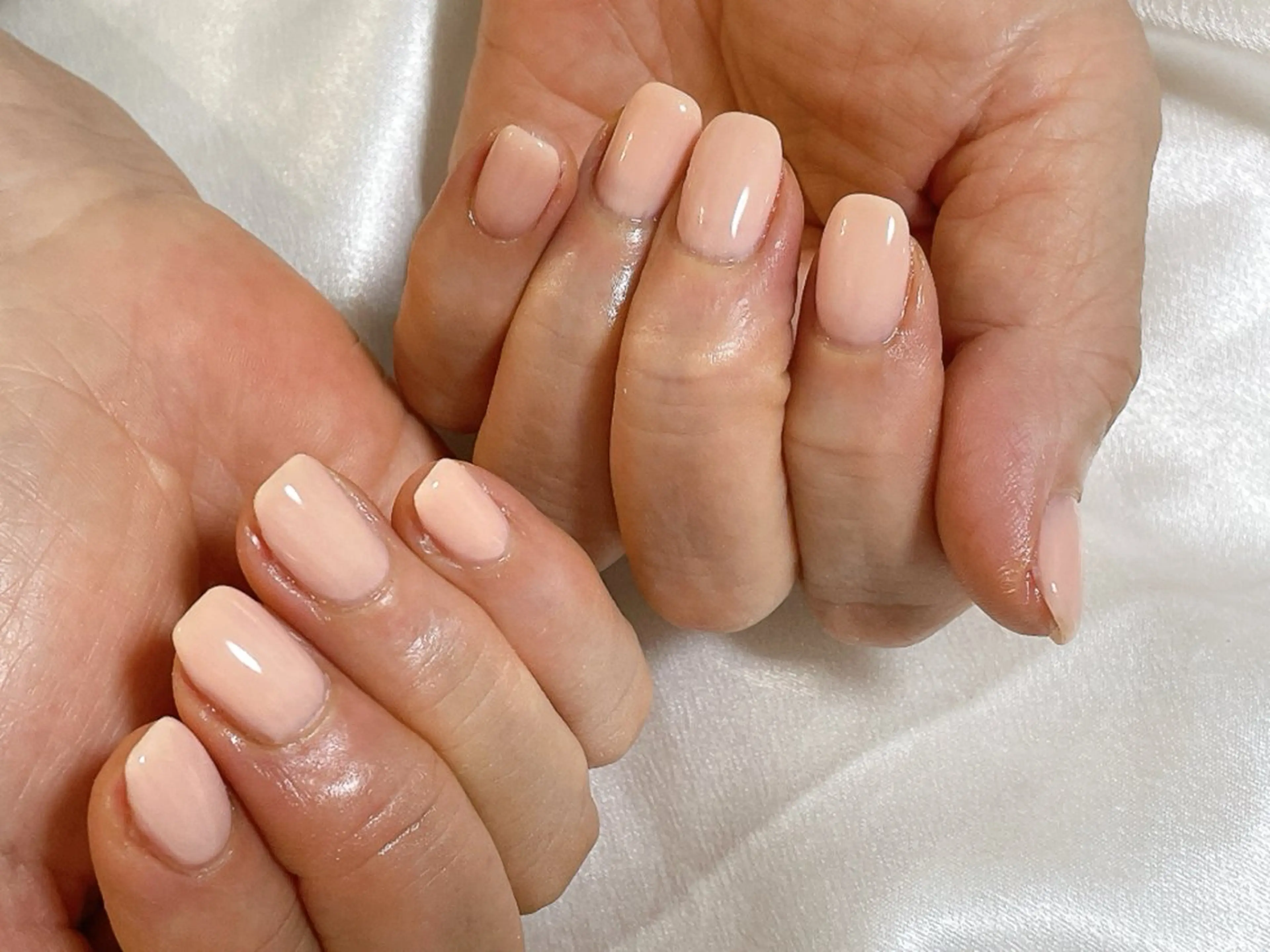 ネイル オーロラネイル 桜ネイル フラワーネイル フットネイル フレンチネイル ハンドネイル mogunail &blowのネイルデザイン