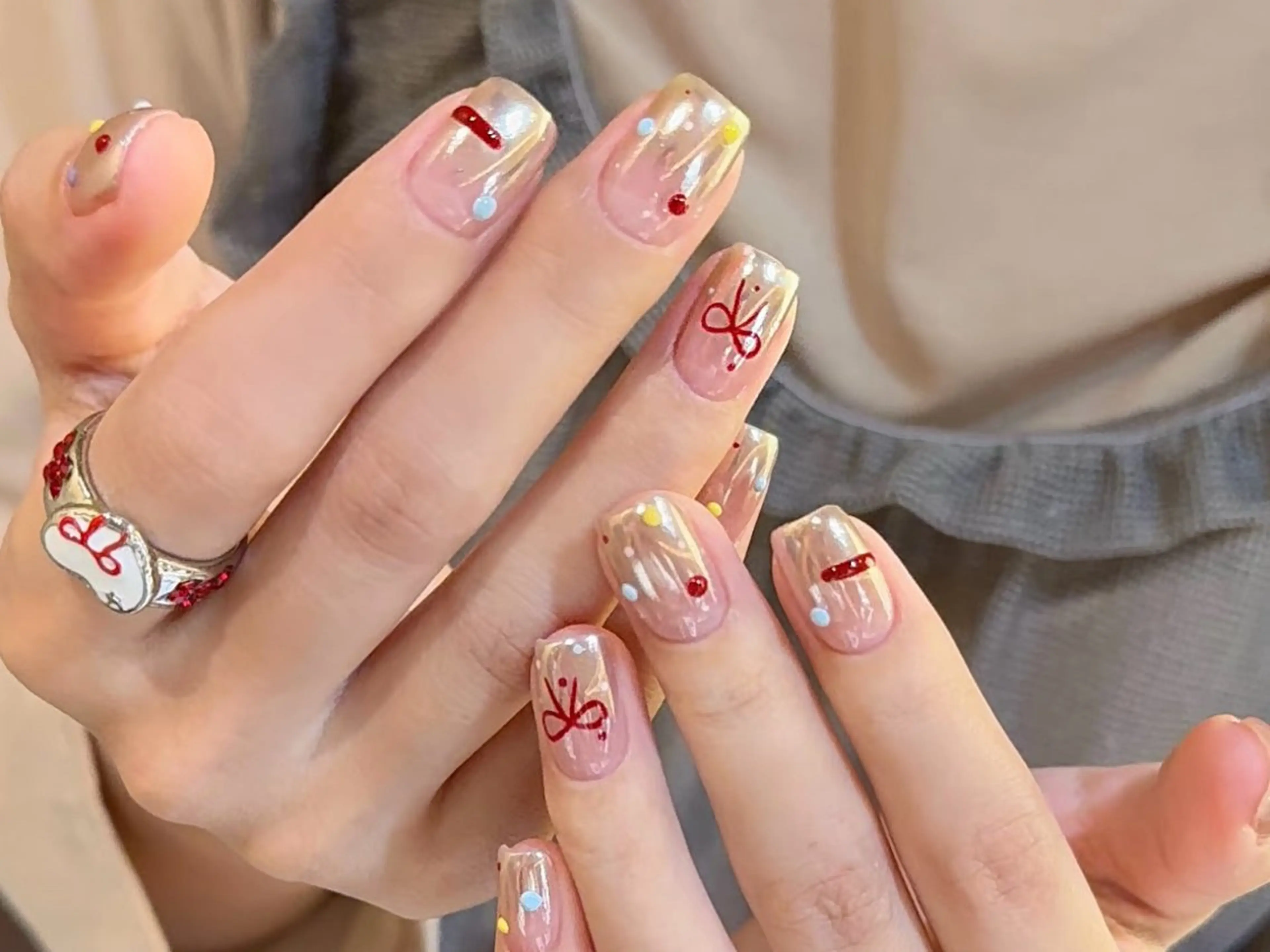 ネイル アートネイル オーロラネイル チークネイル フレンチネイル ガラスフレンチ ハンドネイル 🎀🎀YooLi Nail Salonのネイルデザイン
