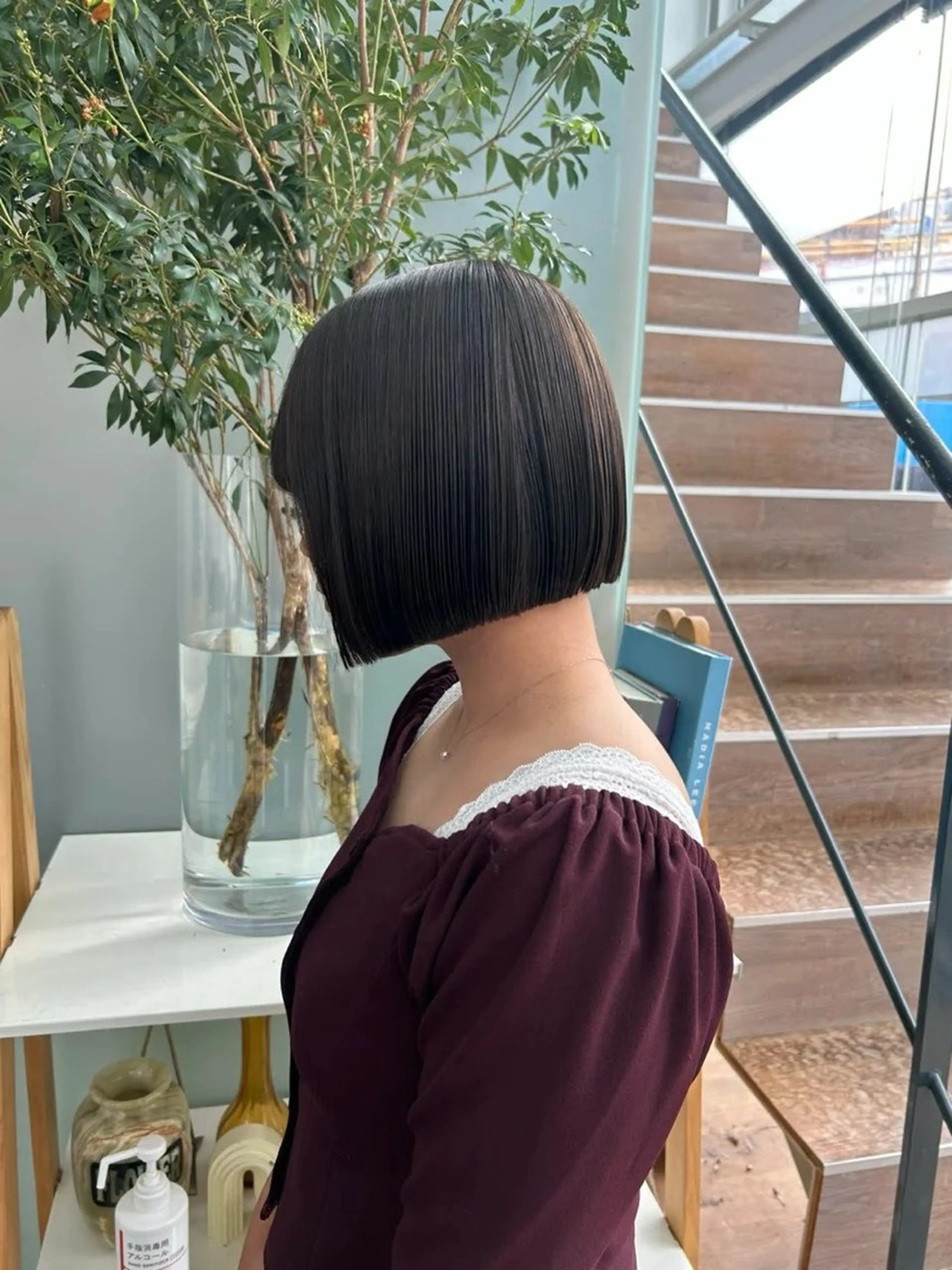 ショート かがやしづ ⭐️ハイトーンのヘアスタイル