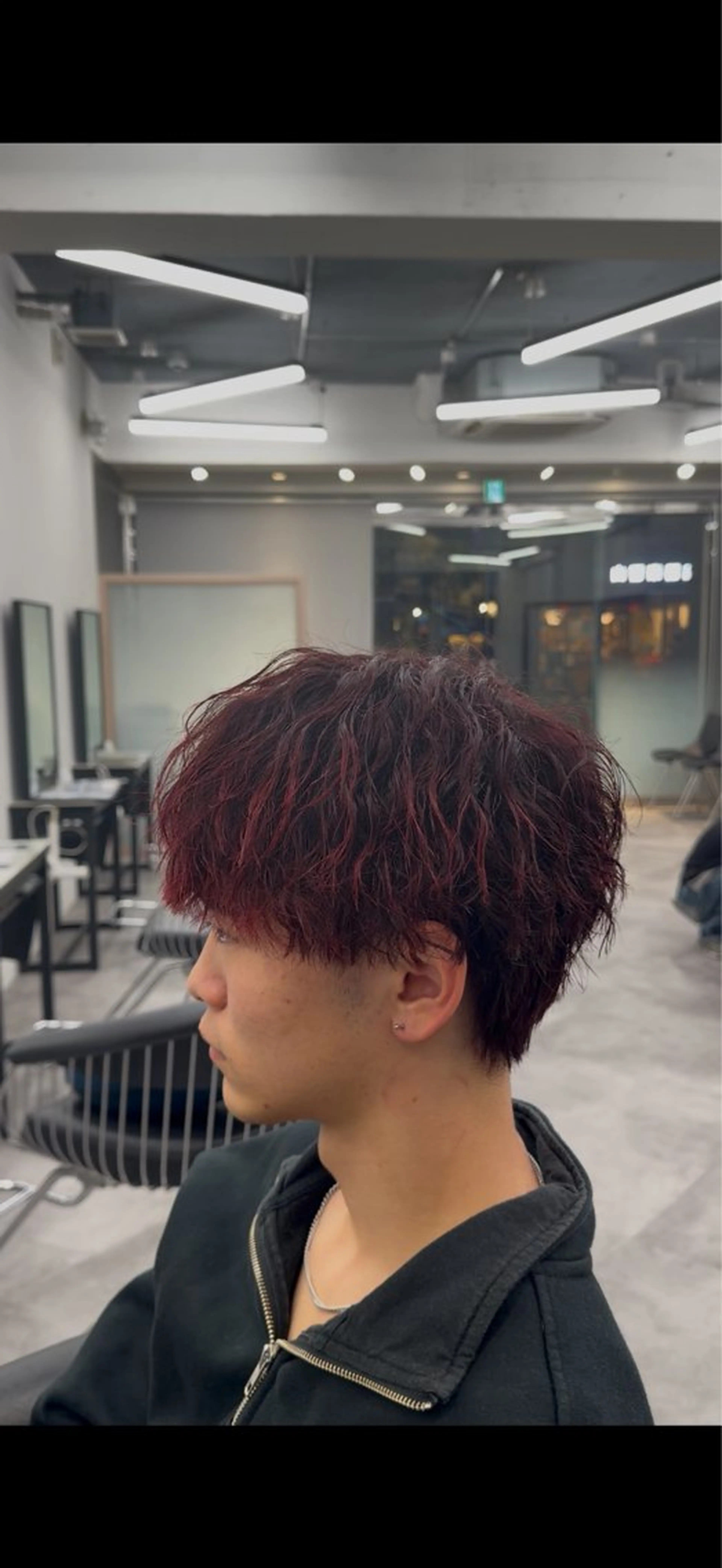 【⚜️メンズ限定⚜️】カット+ツイストスパイラルパーマ+保湿トリートメント+ワンカラーの写真