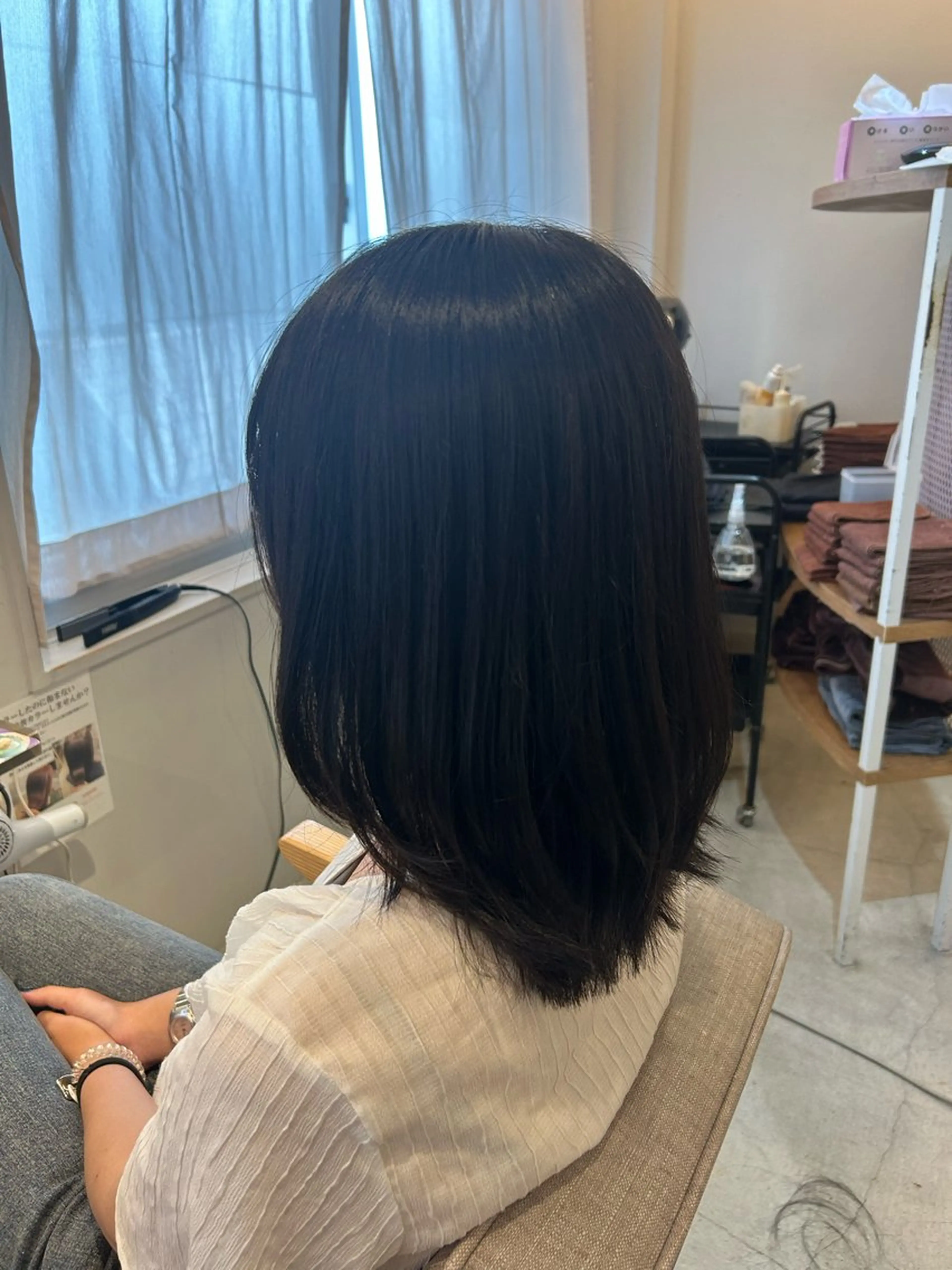 セミロング くびれヘア ✂ショートボブ専門 津川里緒✨️のヘアスタイル