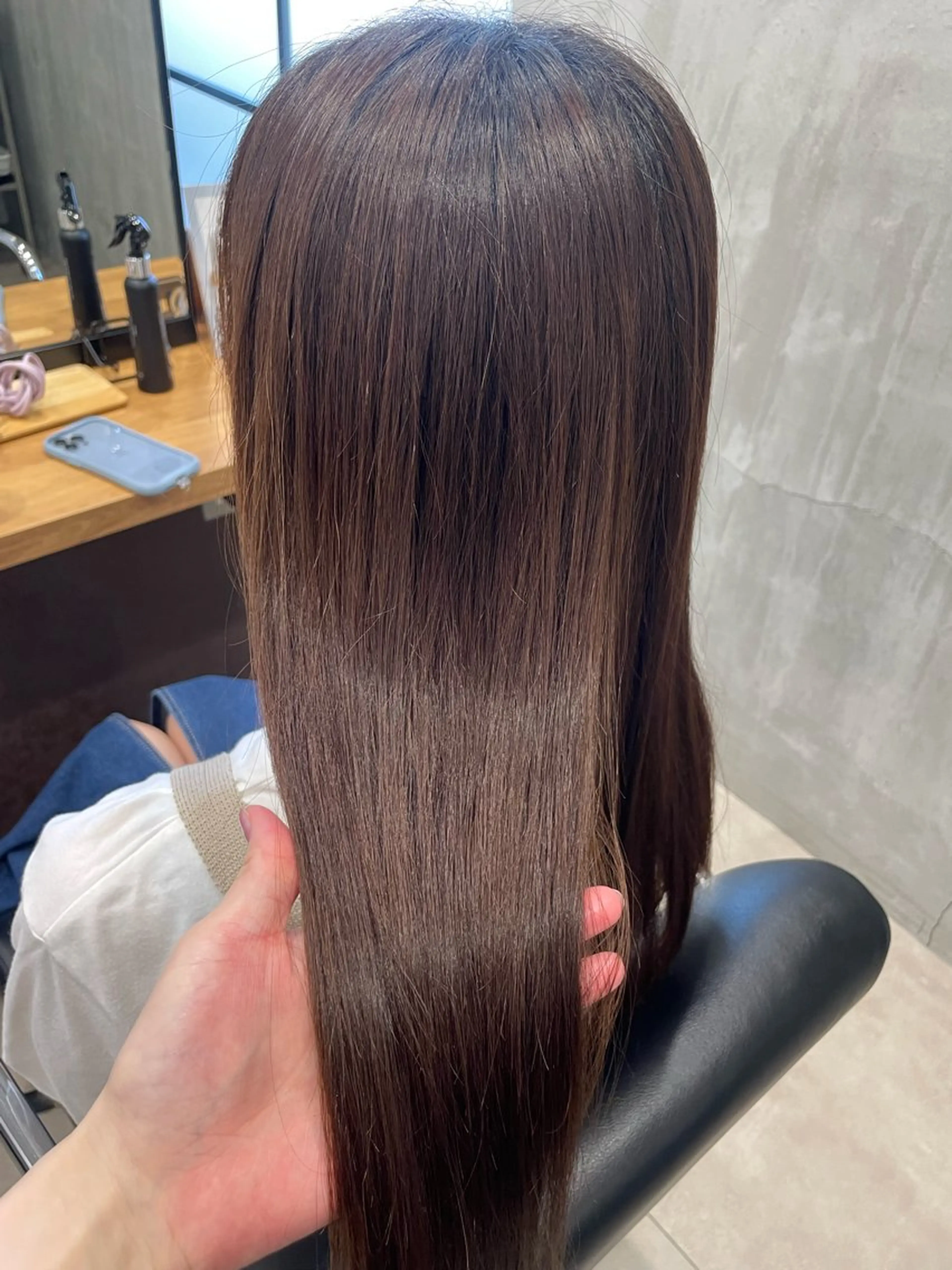 ロング カラー ブラウンカラー カット ヘアカラー 佐藤 由依/透明感カラーのヘアスタイル