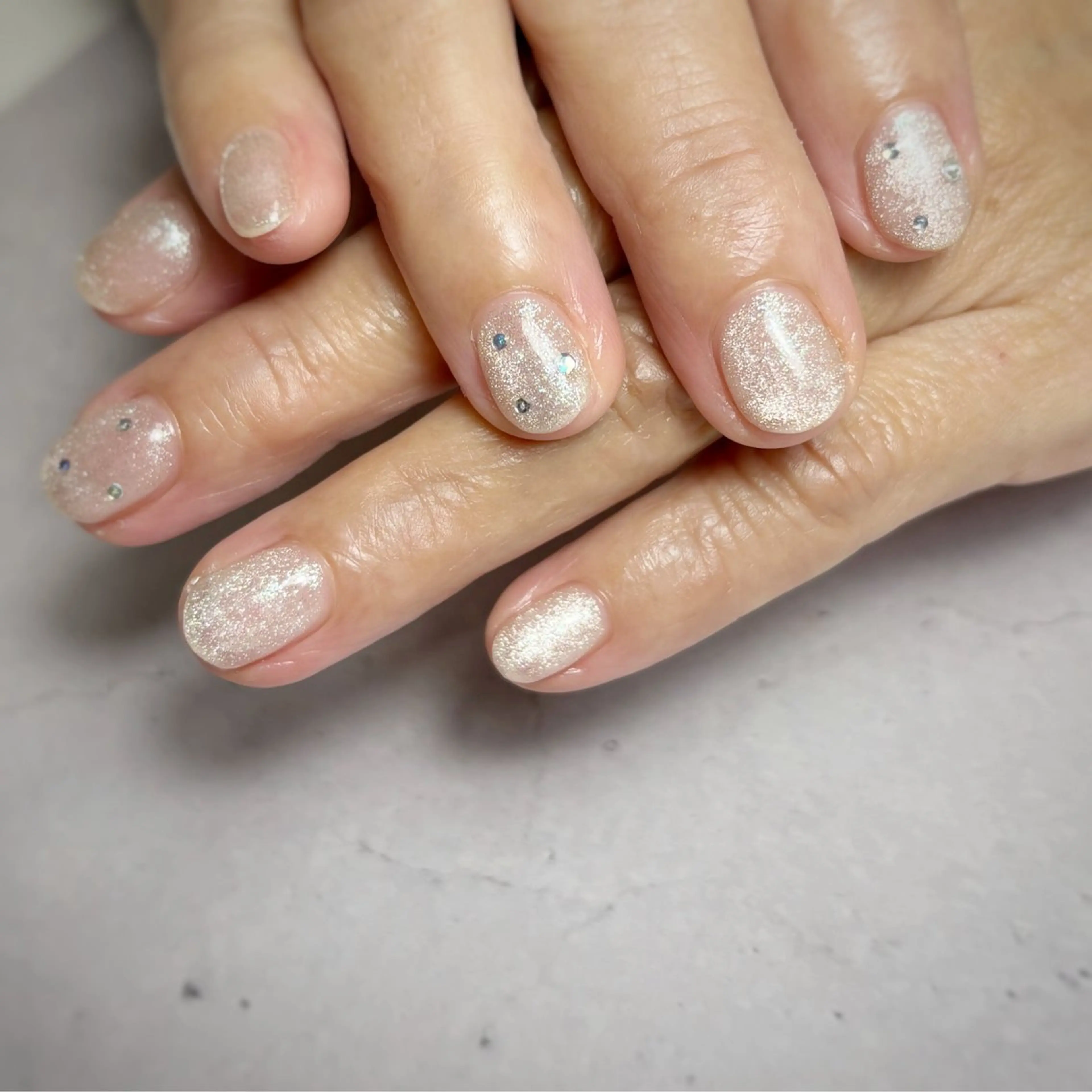 ネイル ストーンネイル ころろんネイル nazuのネイルデザイン