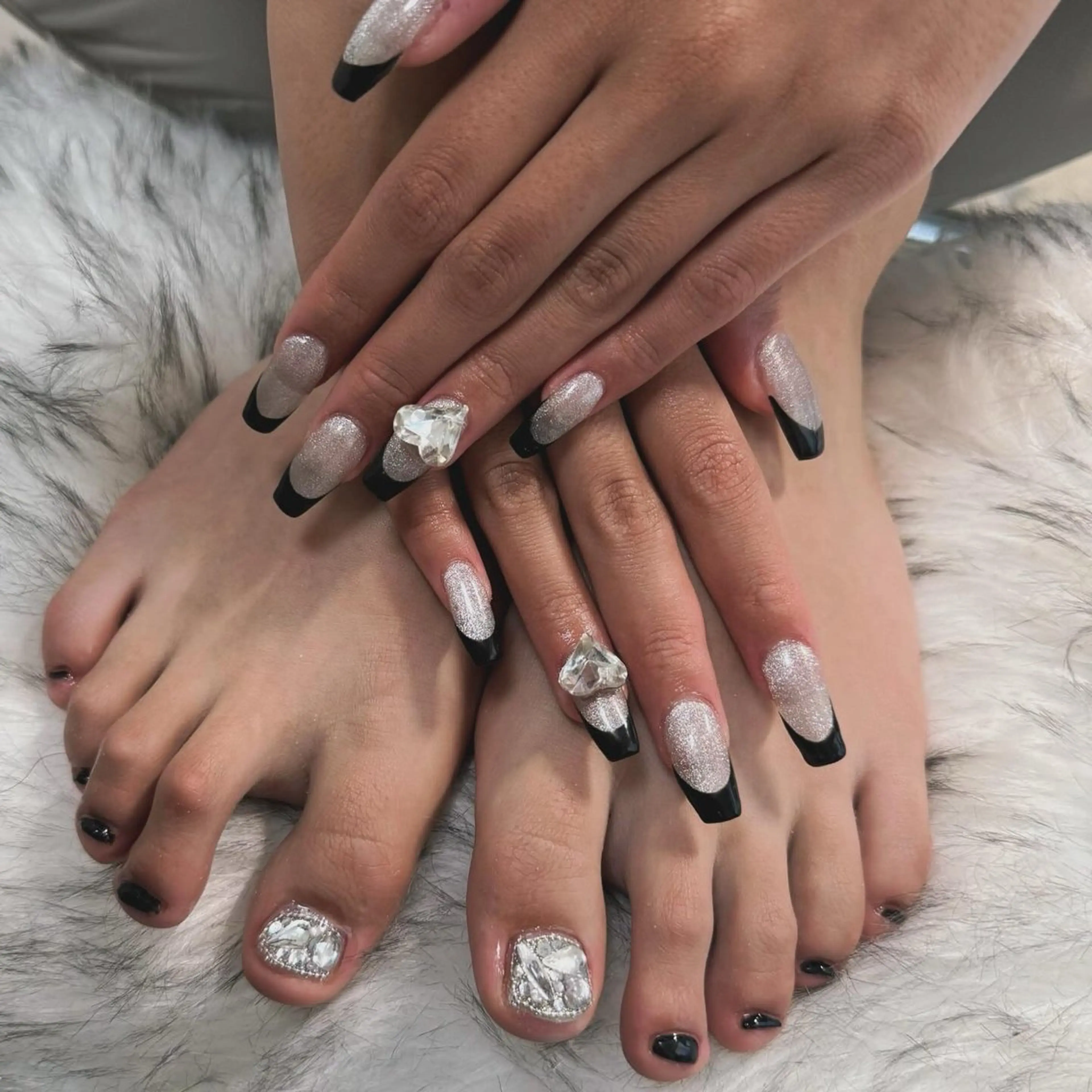 ロング ハンドネイル mao .のネイルデザイン