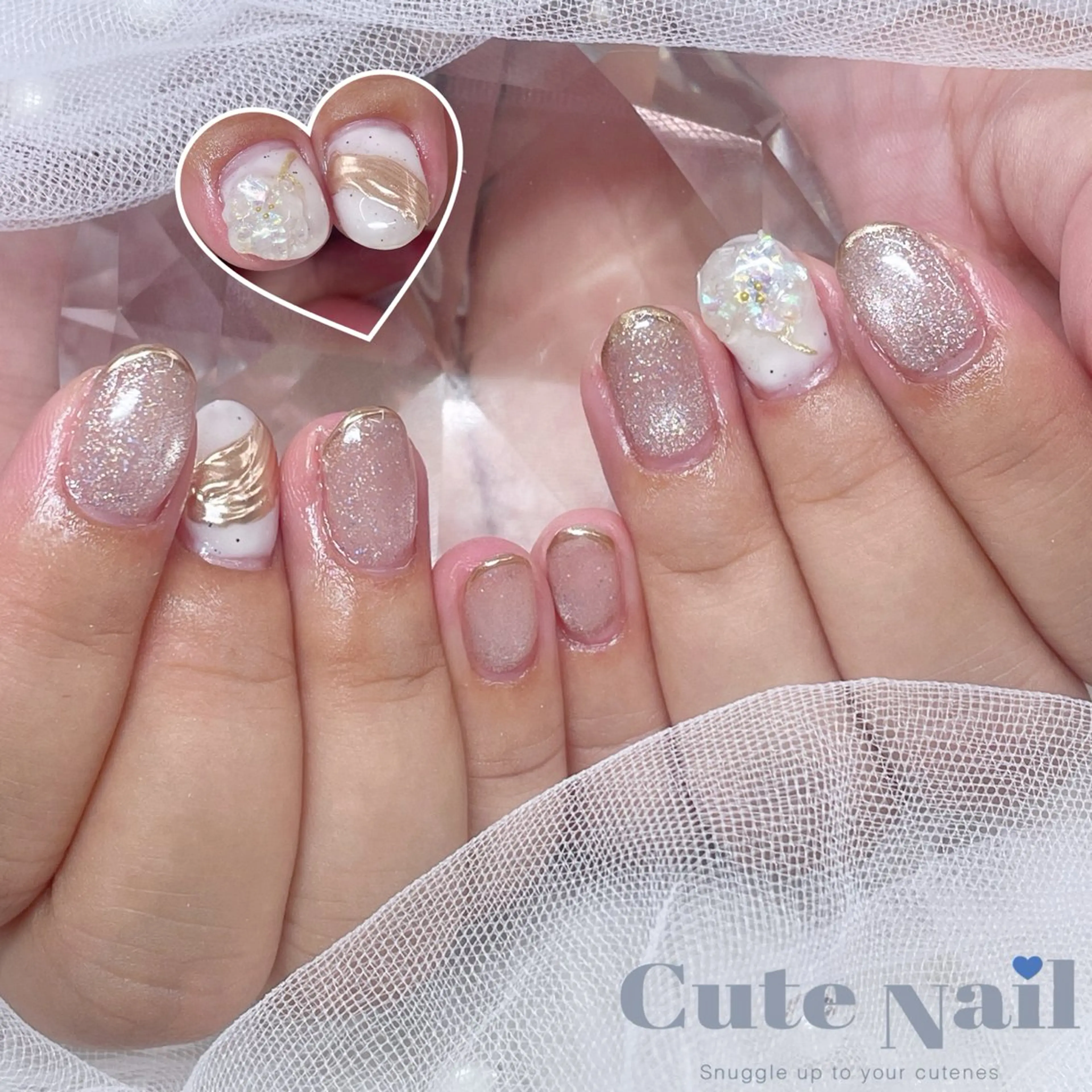 ネイル ️🫧もこ 艶感ネイル🫧のネイルデザイン