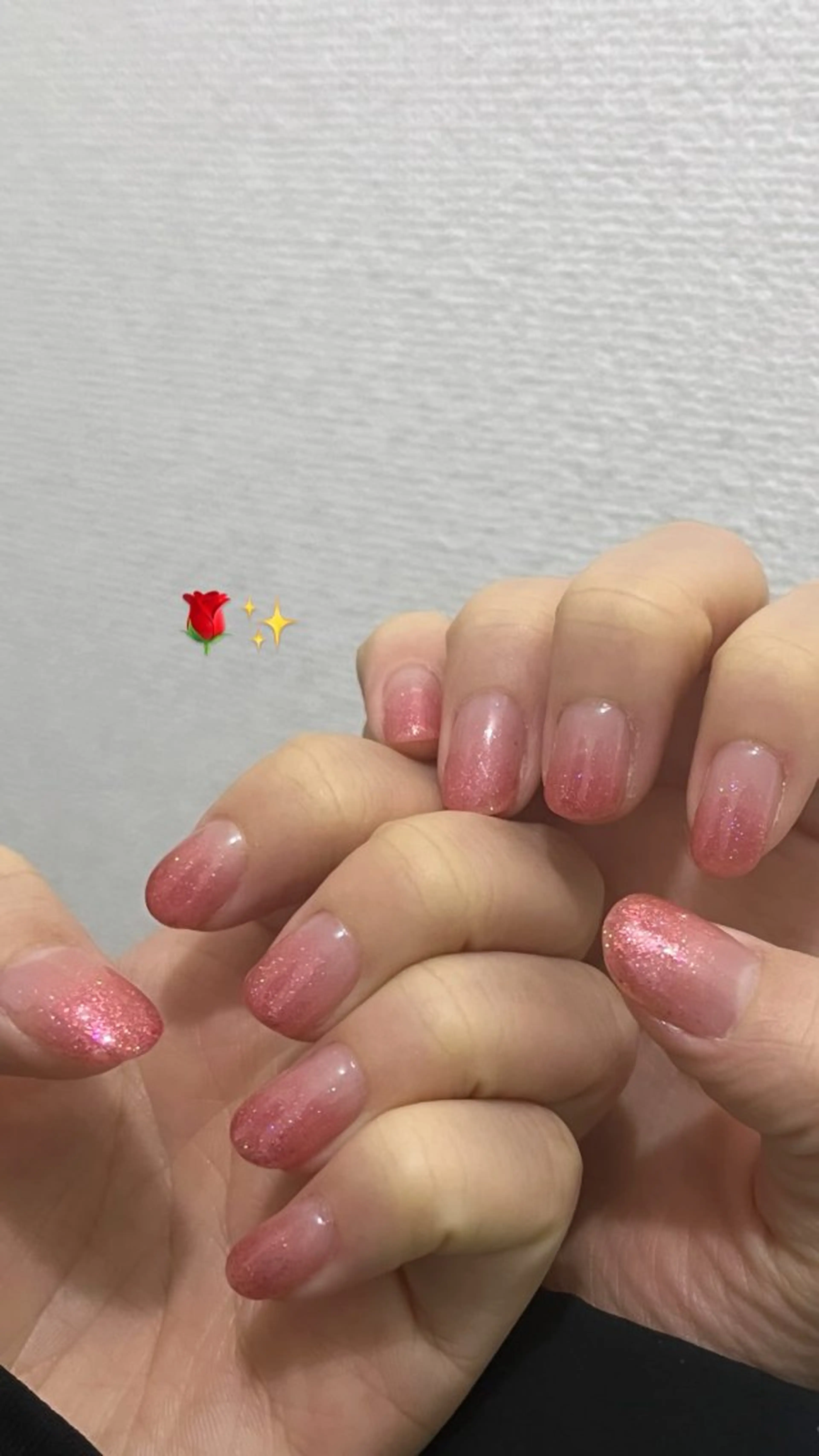 ネイル グラデーション ラメ(グリッター) ラメグラデーション 赤色 ANNE 千葉松戸店 Ayamiのネイルデザイン
