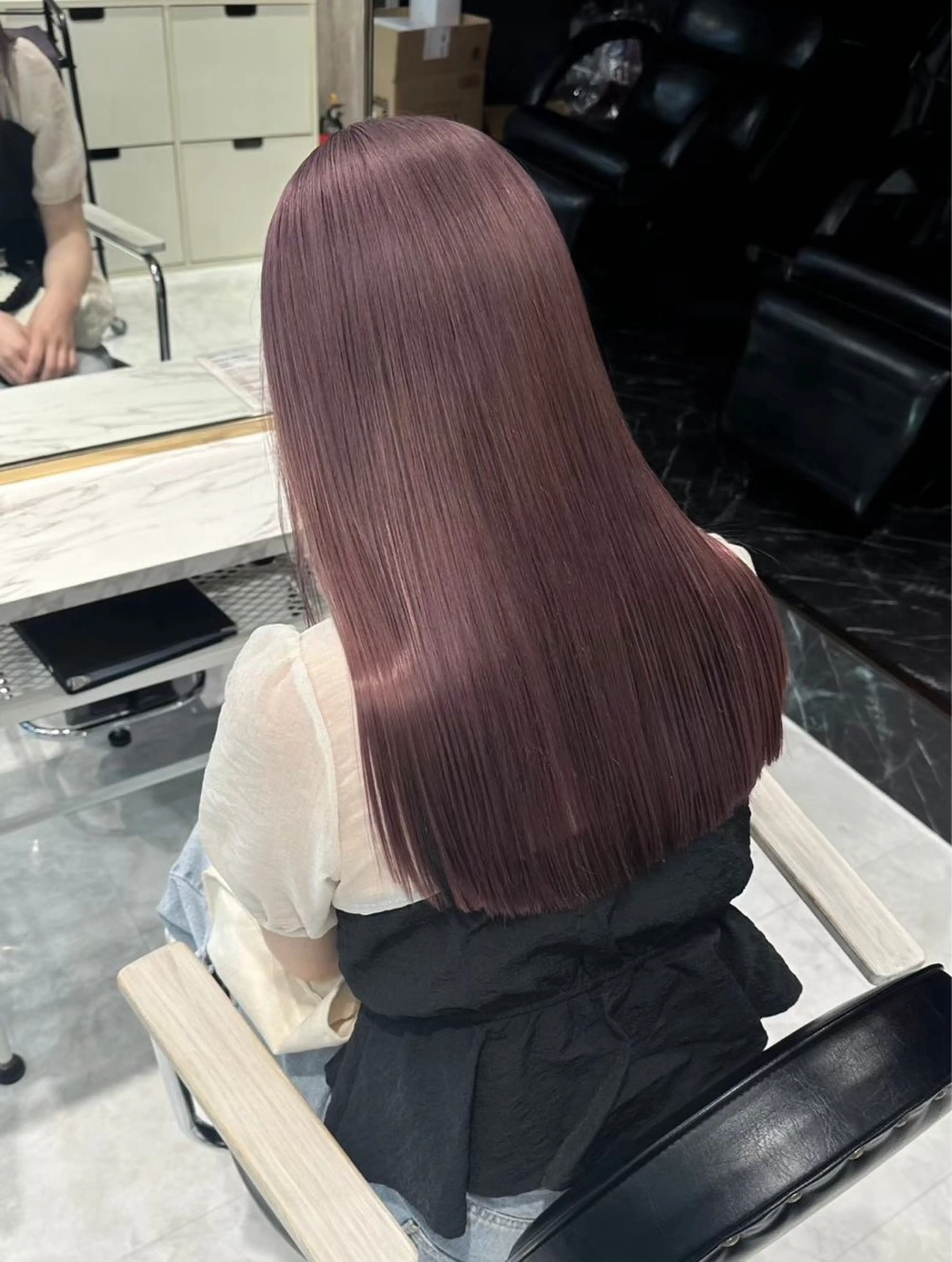 カラー ヘアカラー 【🦋ハイトーンリタ ッチ🦋】ENAのヘアスタイル