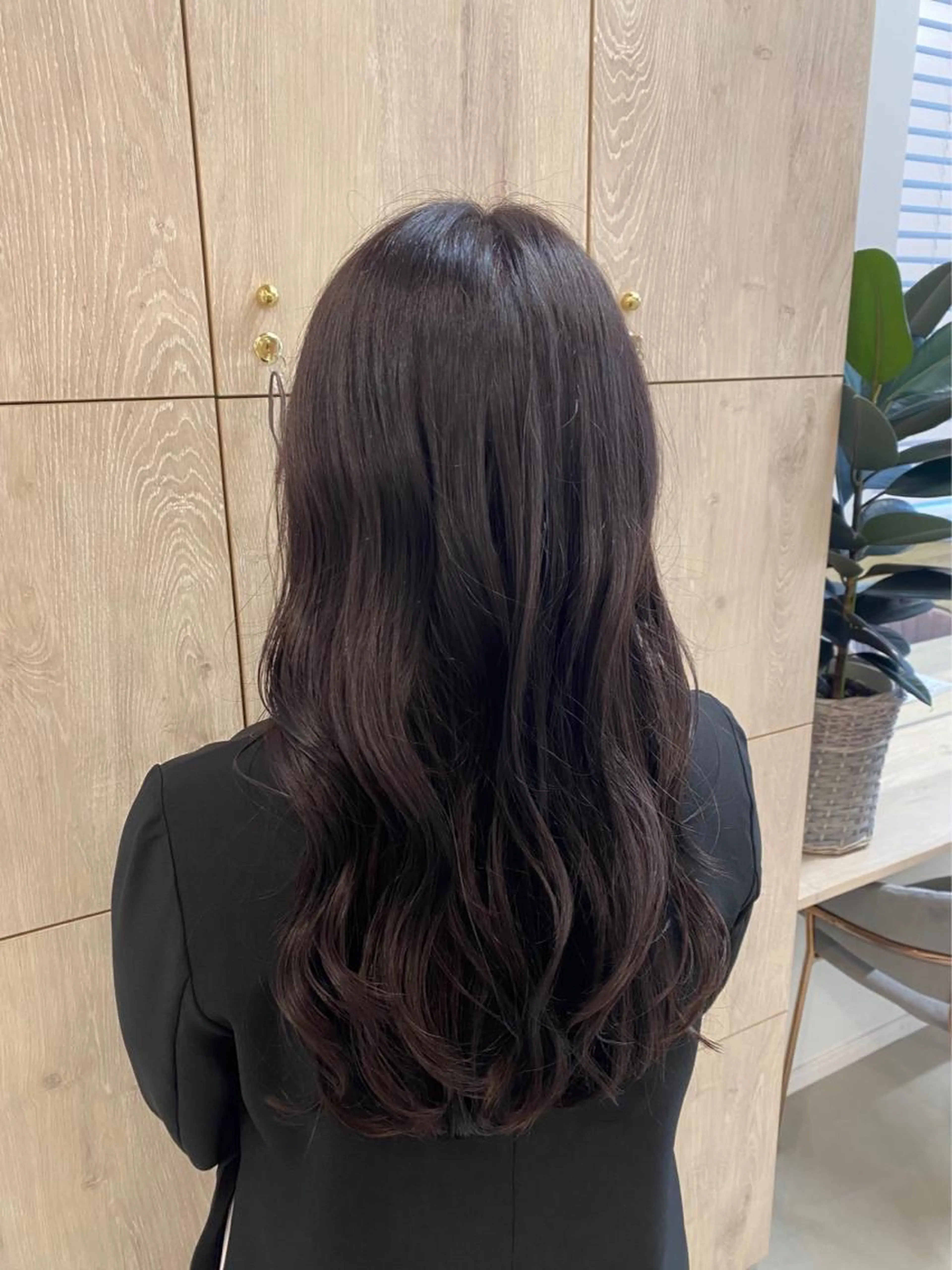 前髪カット＋プレミアムイルミナカラーの写真