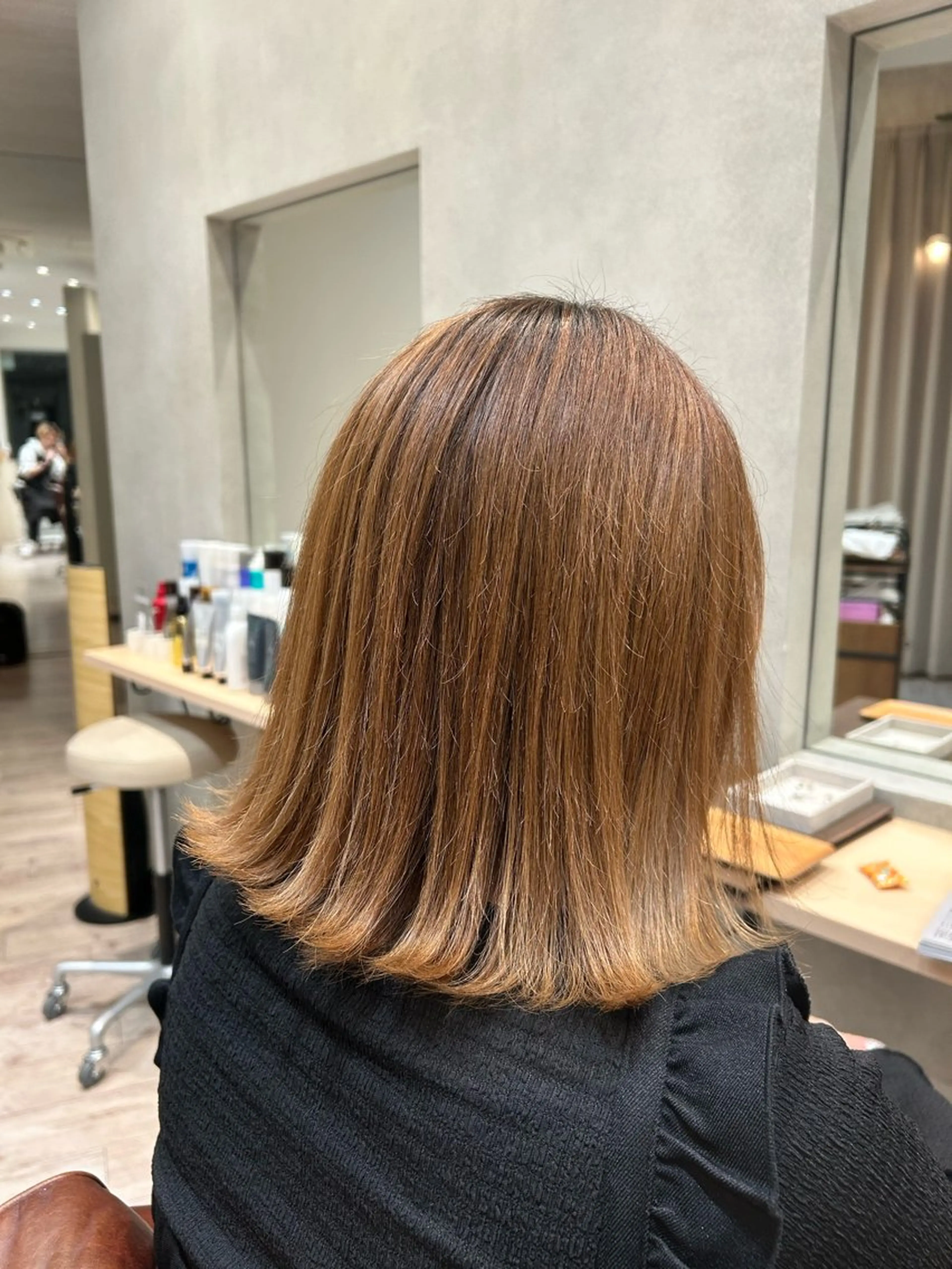 ミディアム カラー 溝口 右京のヘアスタイル