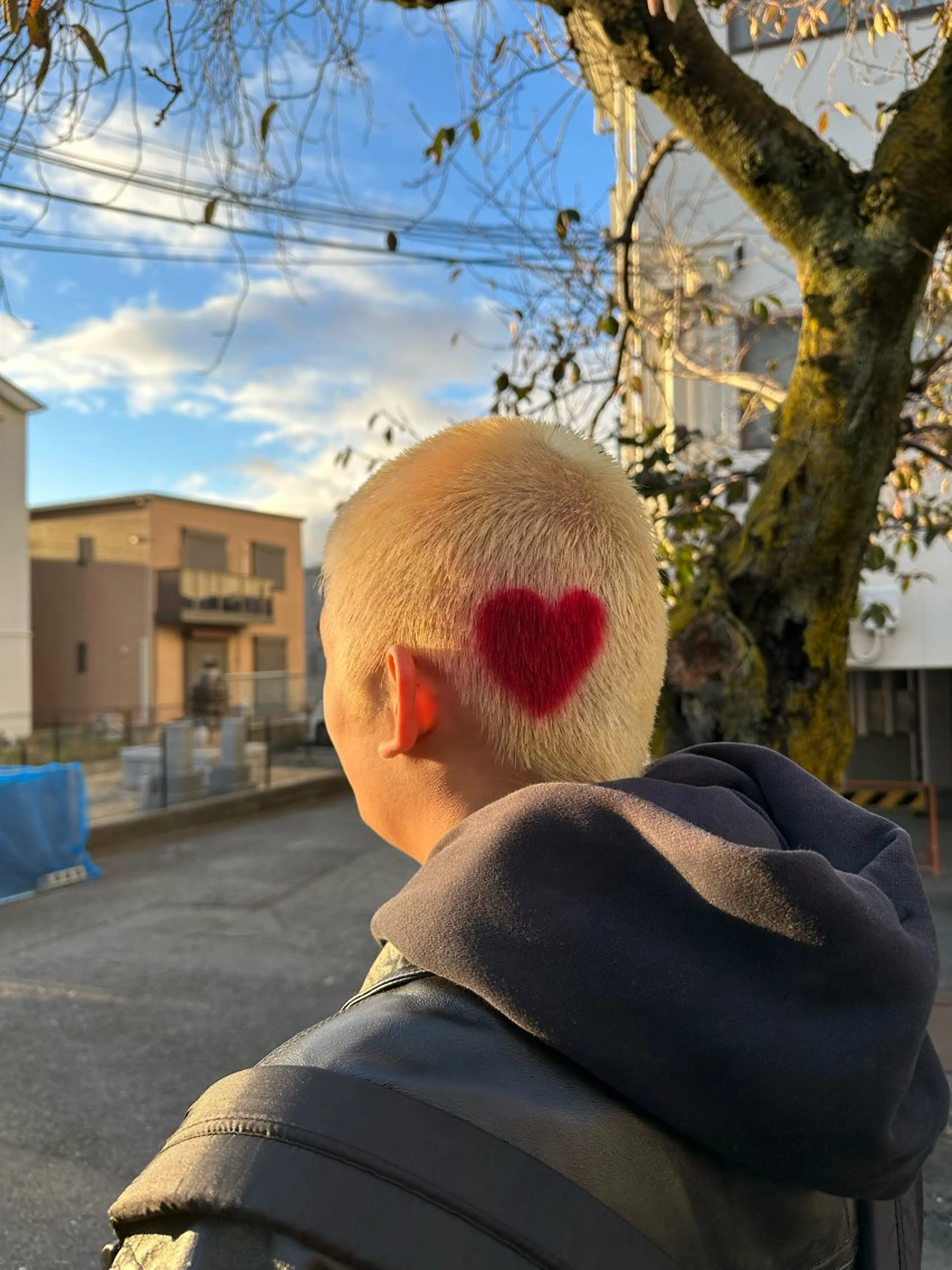 カラー 崎園 佑真のヘアスタイル
