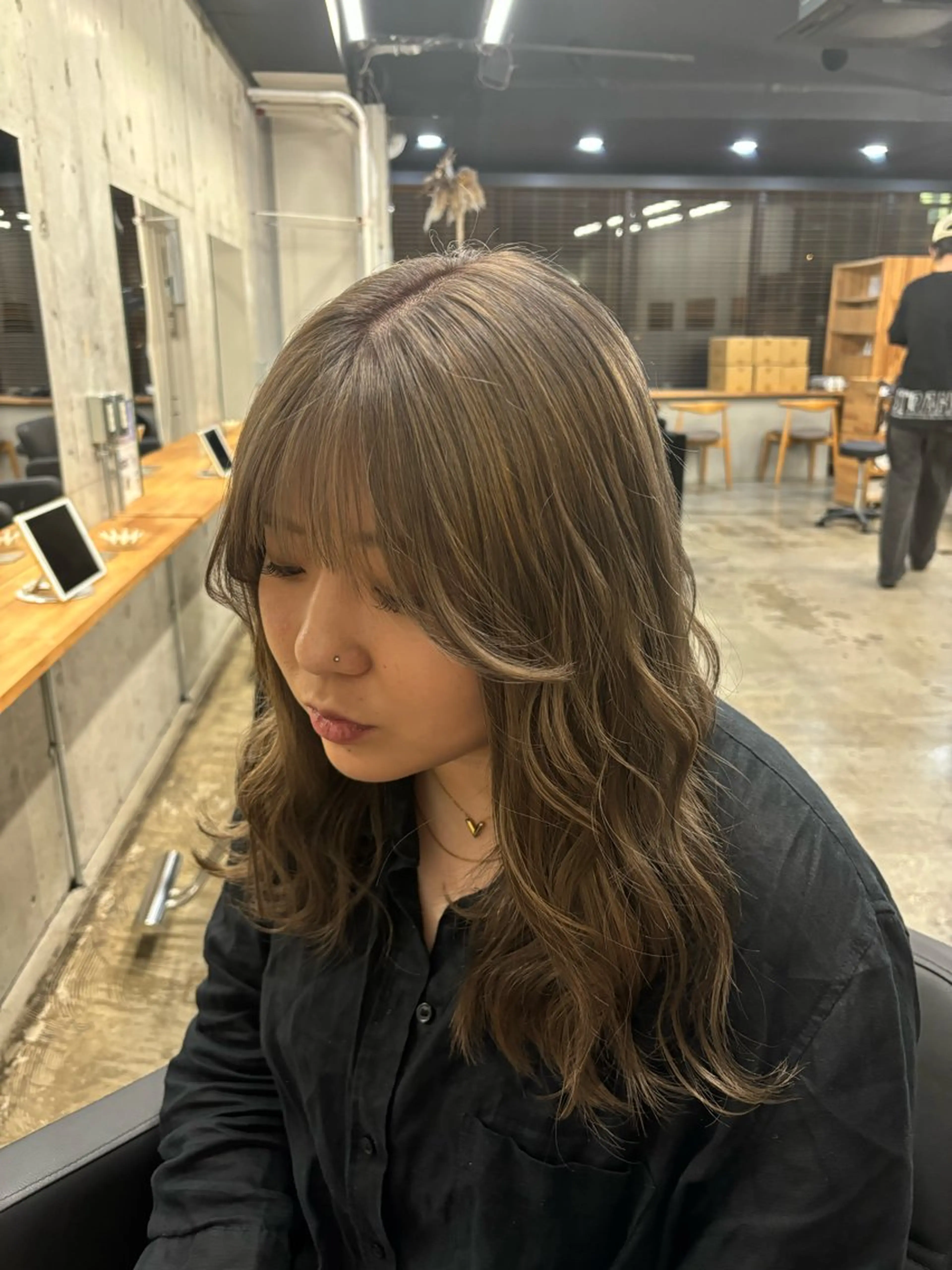 セミロング カラー mono / Manatoのヘアスタイル