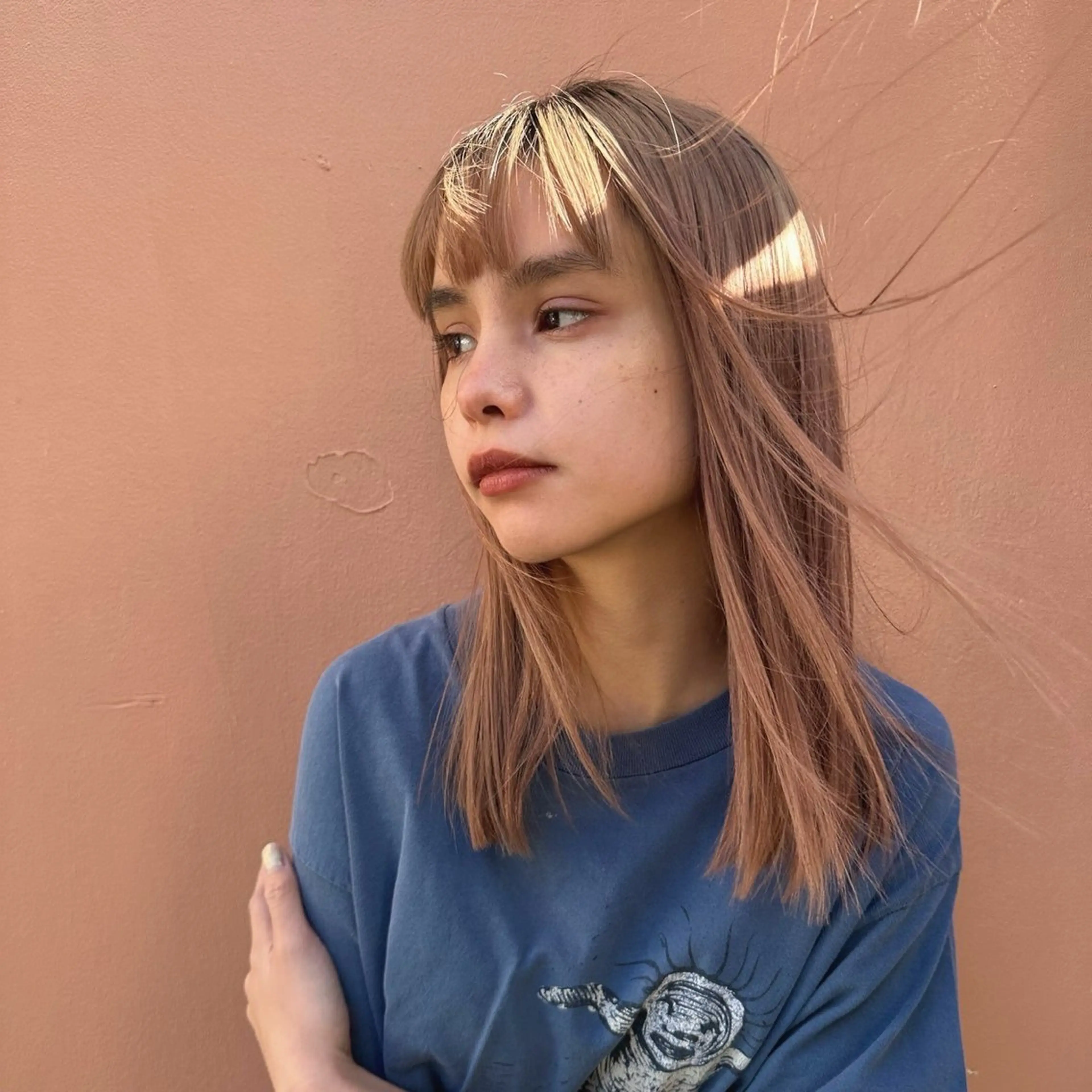 セミロング モモセ ユメトのヘアスタイル