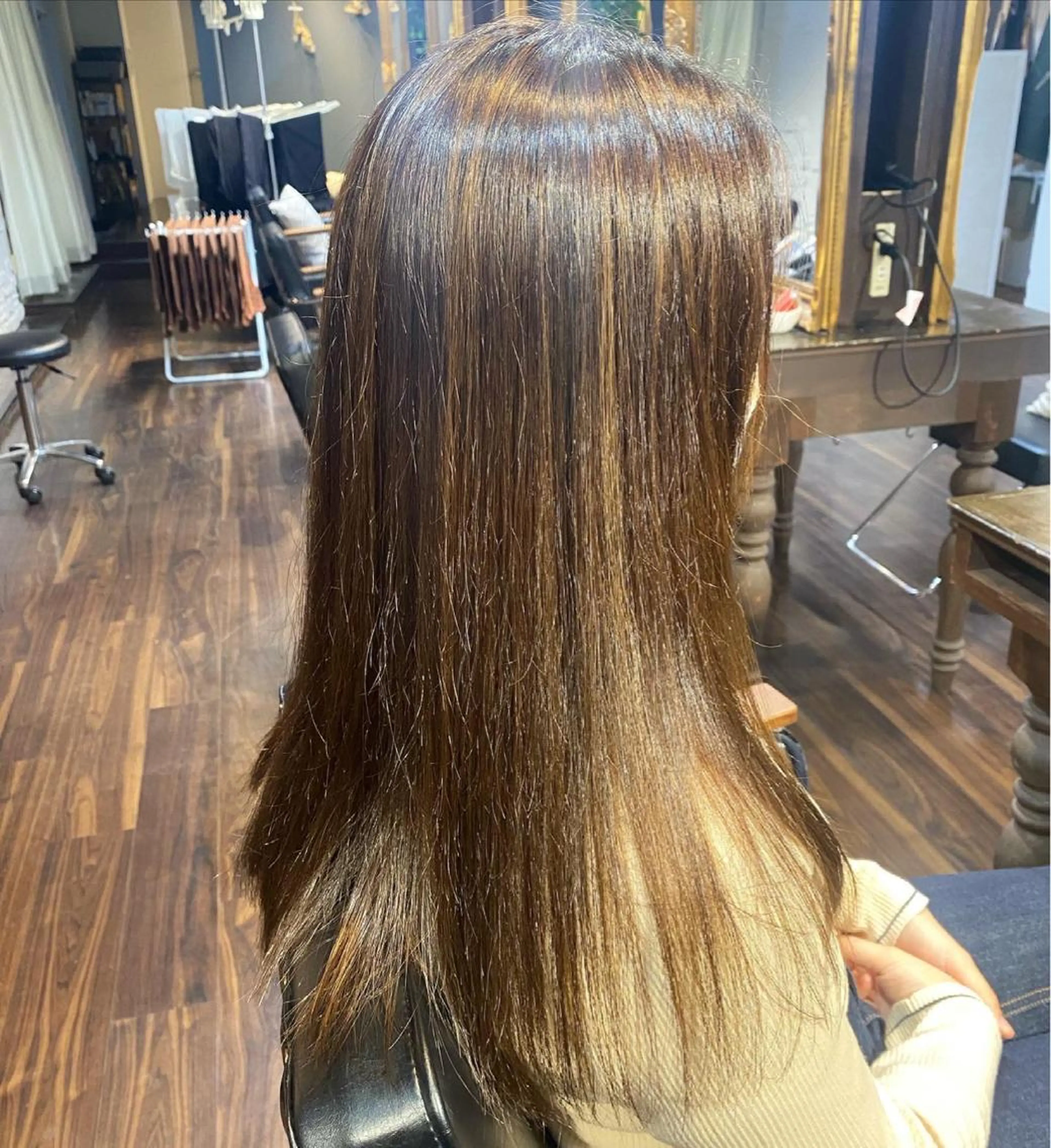 ロング ハイライト 縮毛矯正 酸性ストレート レイヤーカット×髪質 改善🇰🇷シオリのヘアスタイル