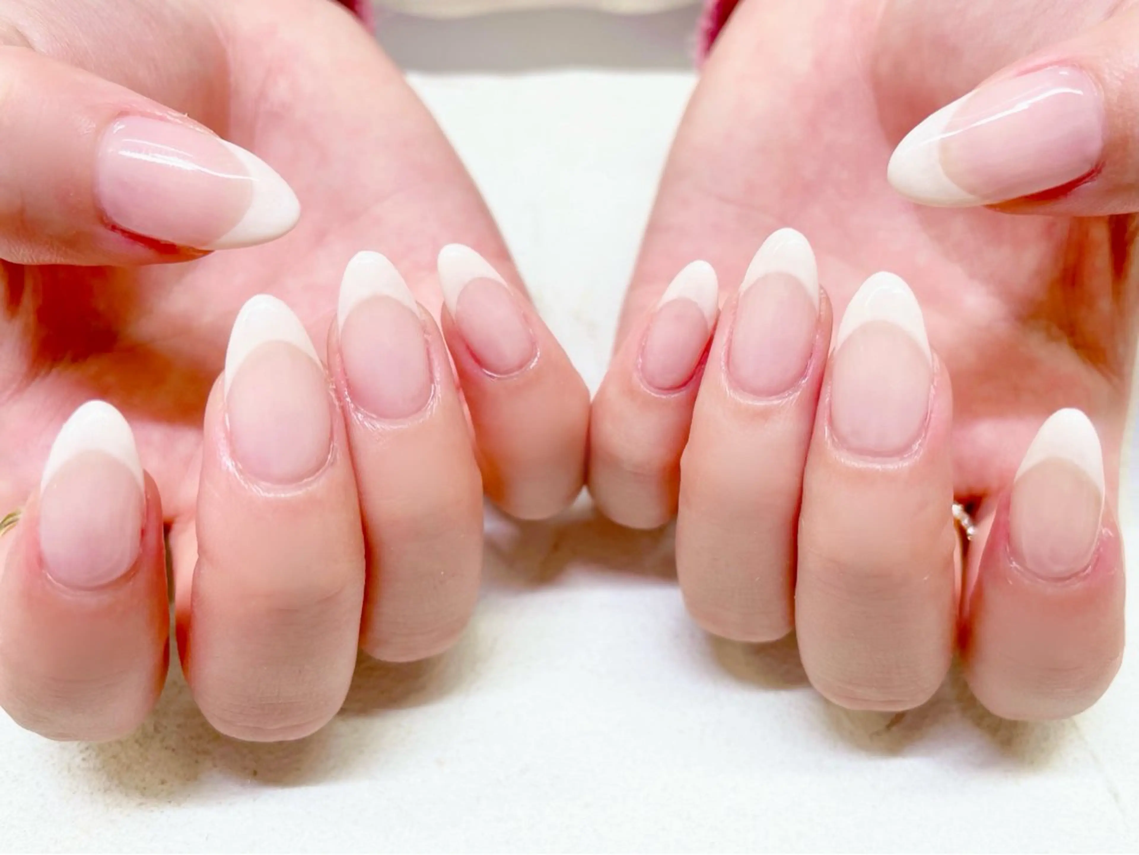 minimo特別価格✨ベースカラー込みフレンチ🩷7000円【新規ソフトジェルオフ無料/リピーターオフ550円】の写真