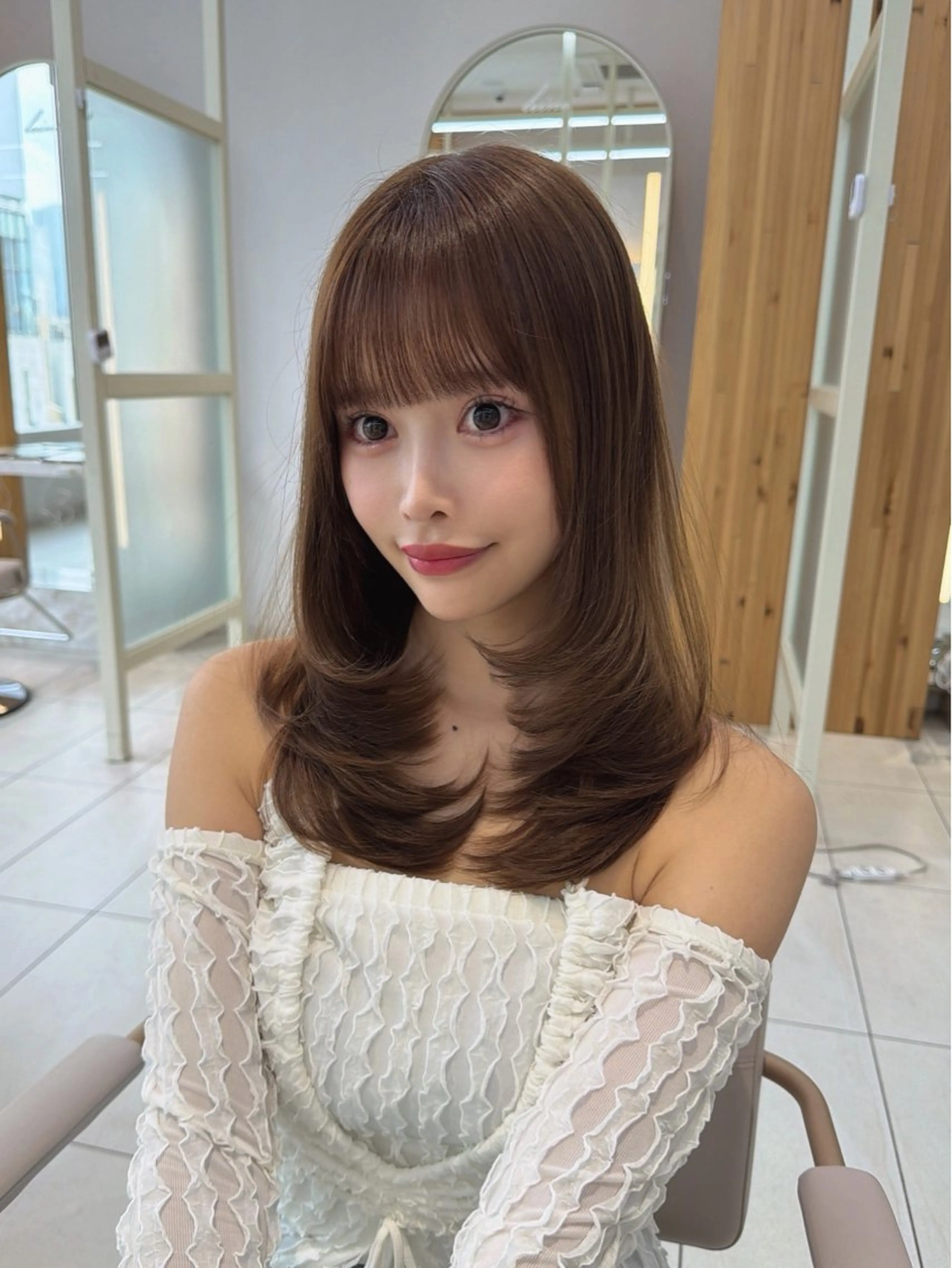 ミディアム カット ヘアカラー トリートメント レイヤー/顔周り /韓国ヘア/TAKUのヘアスタイル