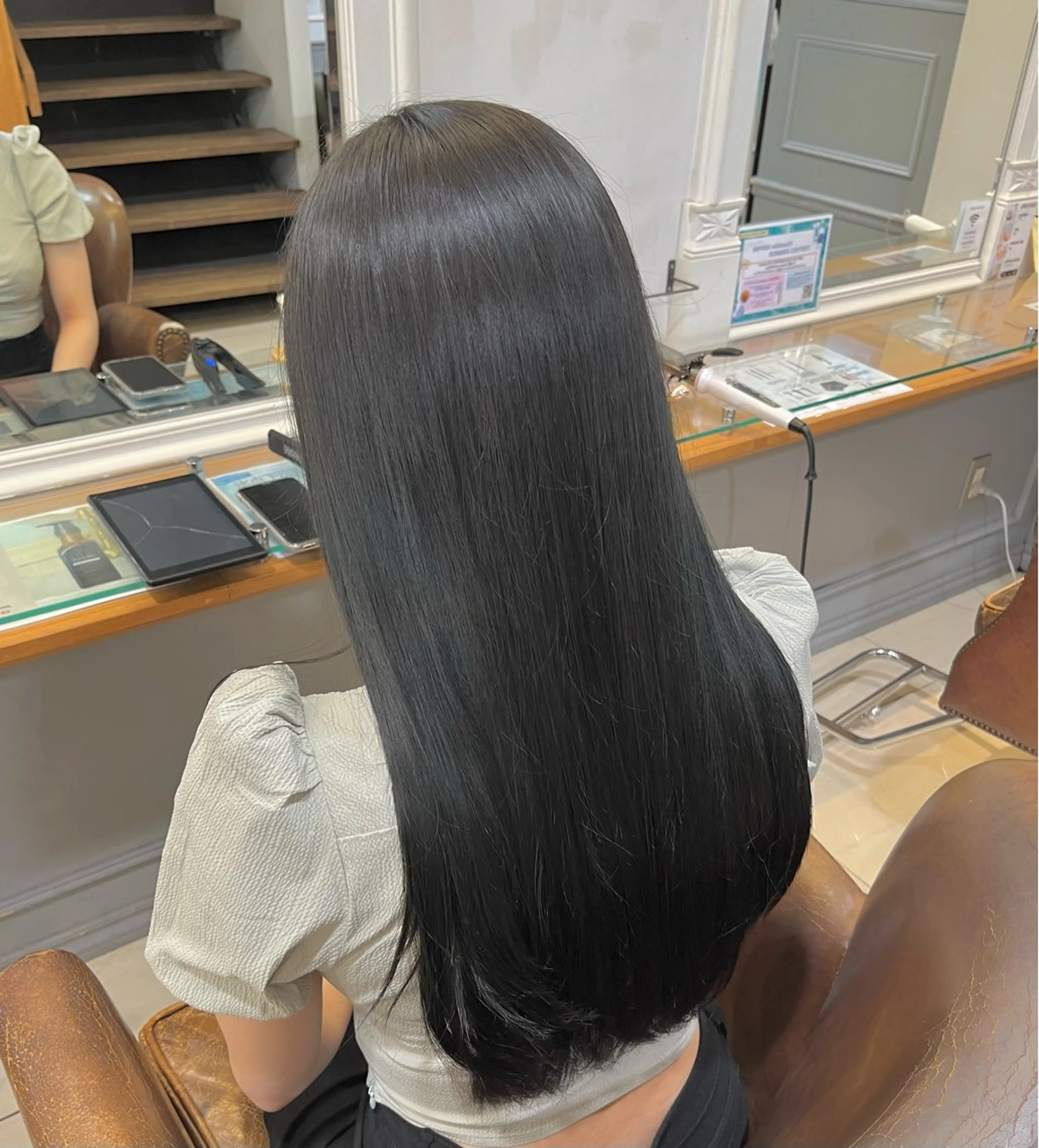 カラー アッシュ オリーブアッシュ カラー/ブリーチ✨ ヘアセット/コハルのヘアスタイル