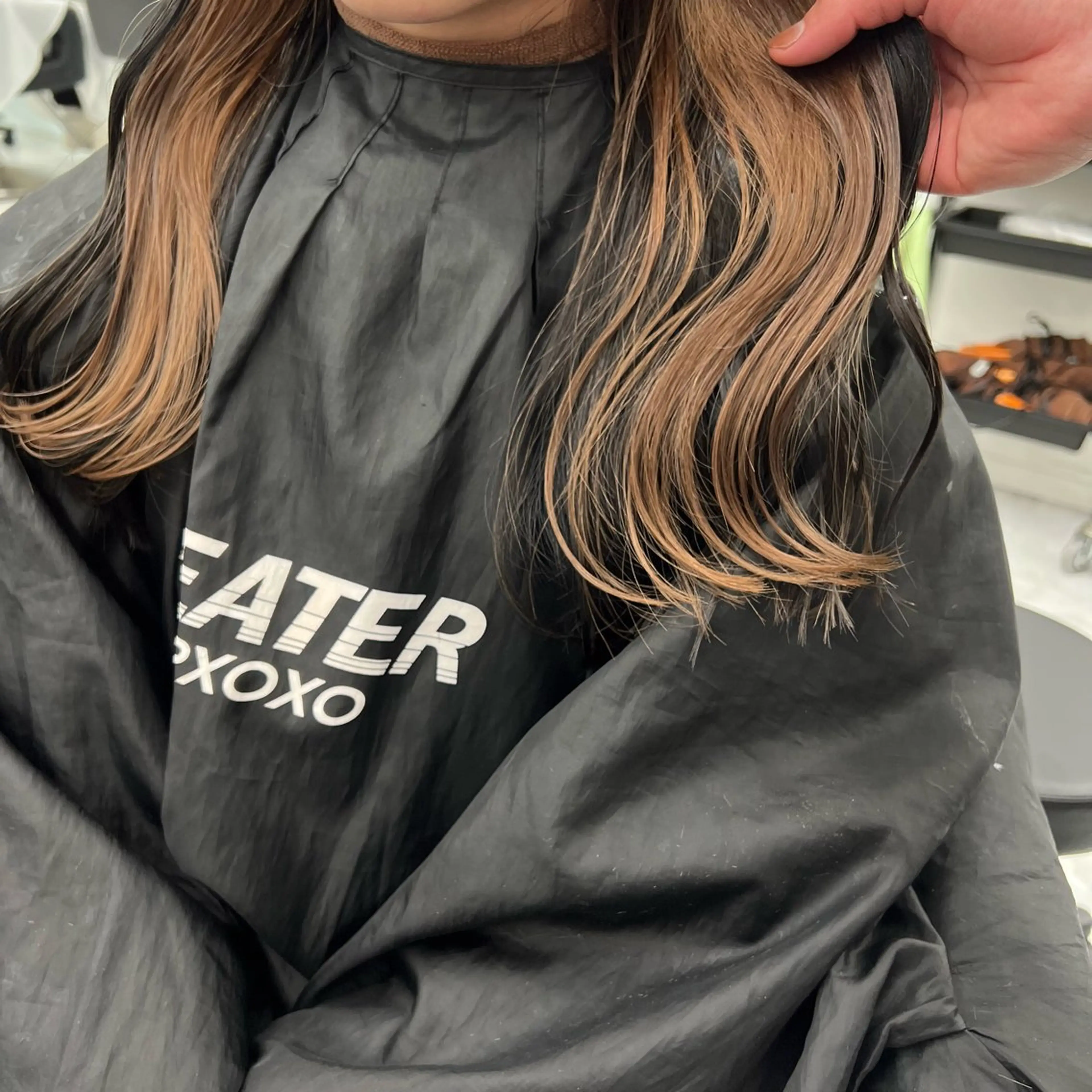 セミロング カラー カット 縮毛矯正 韓国スタイル🇰🇷 トレンドレイヤー🪡のヘアスタイル