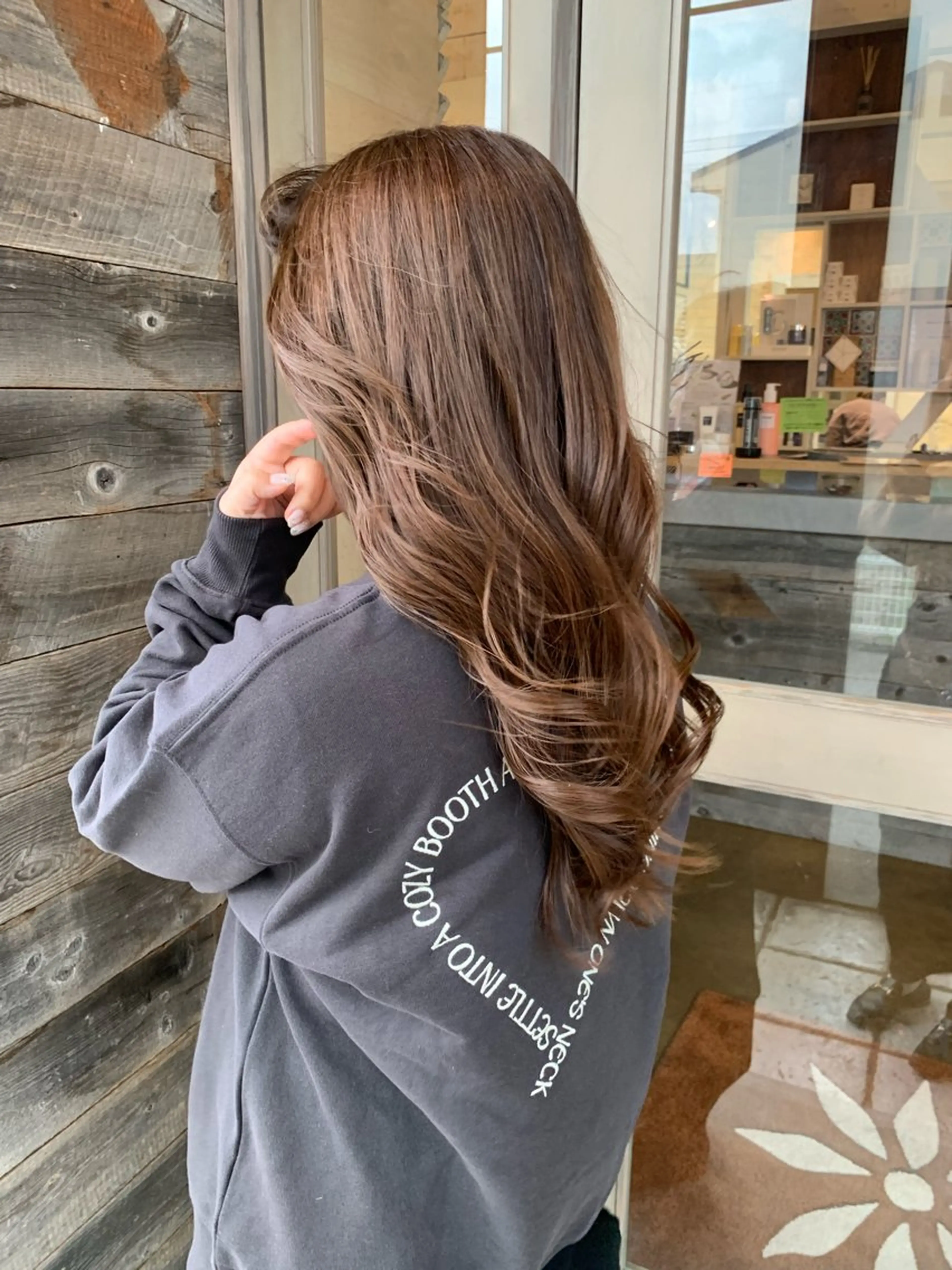 ロング カワサキ マホのヘアスタイル