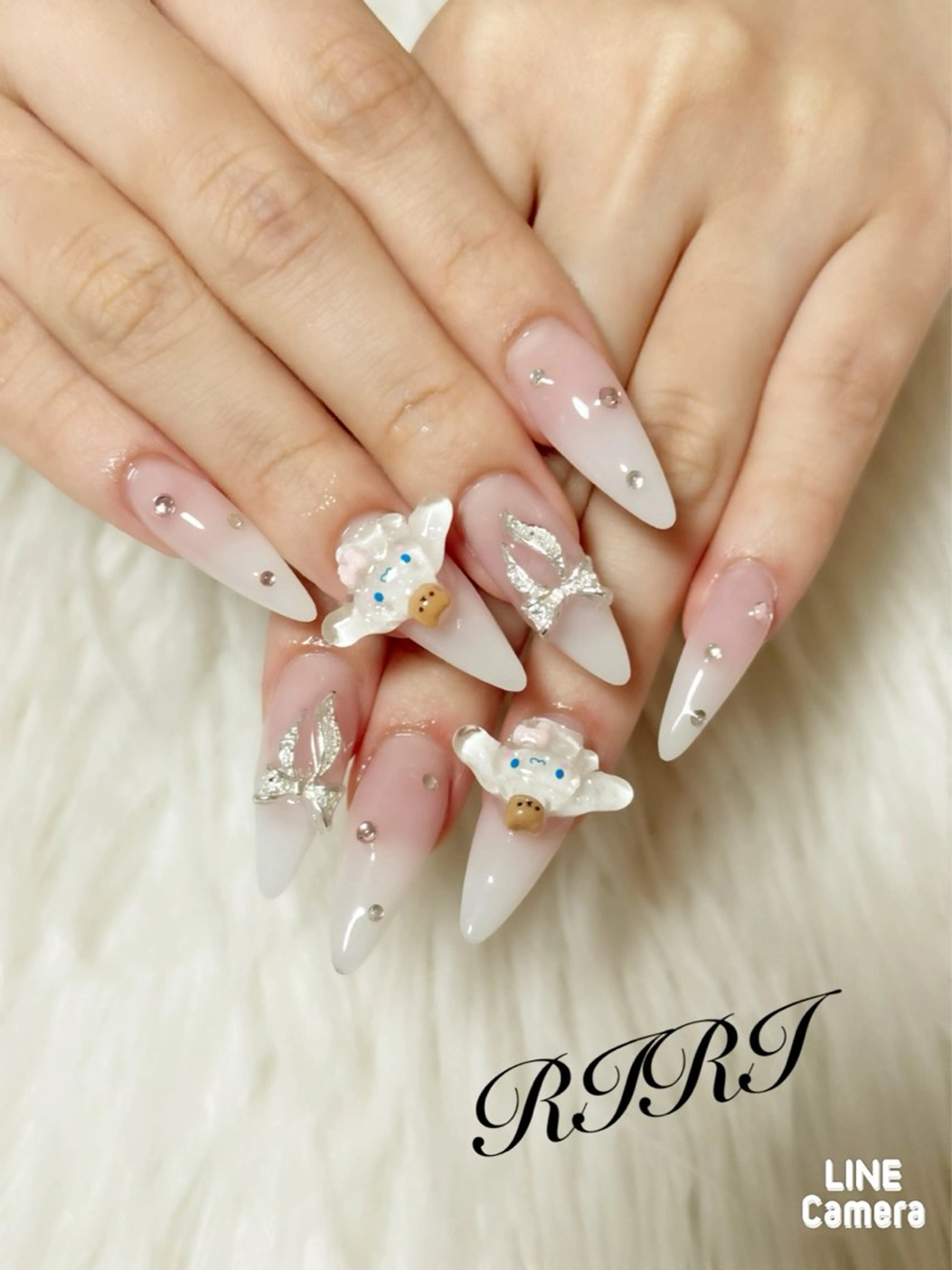 ネイル ジェルネイル ロングネイル スカルプネイル シンプルネイル ハンドネイル riri オーナーのネイルデザイン