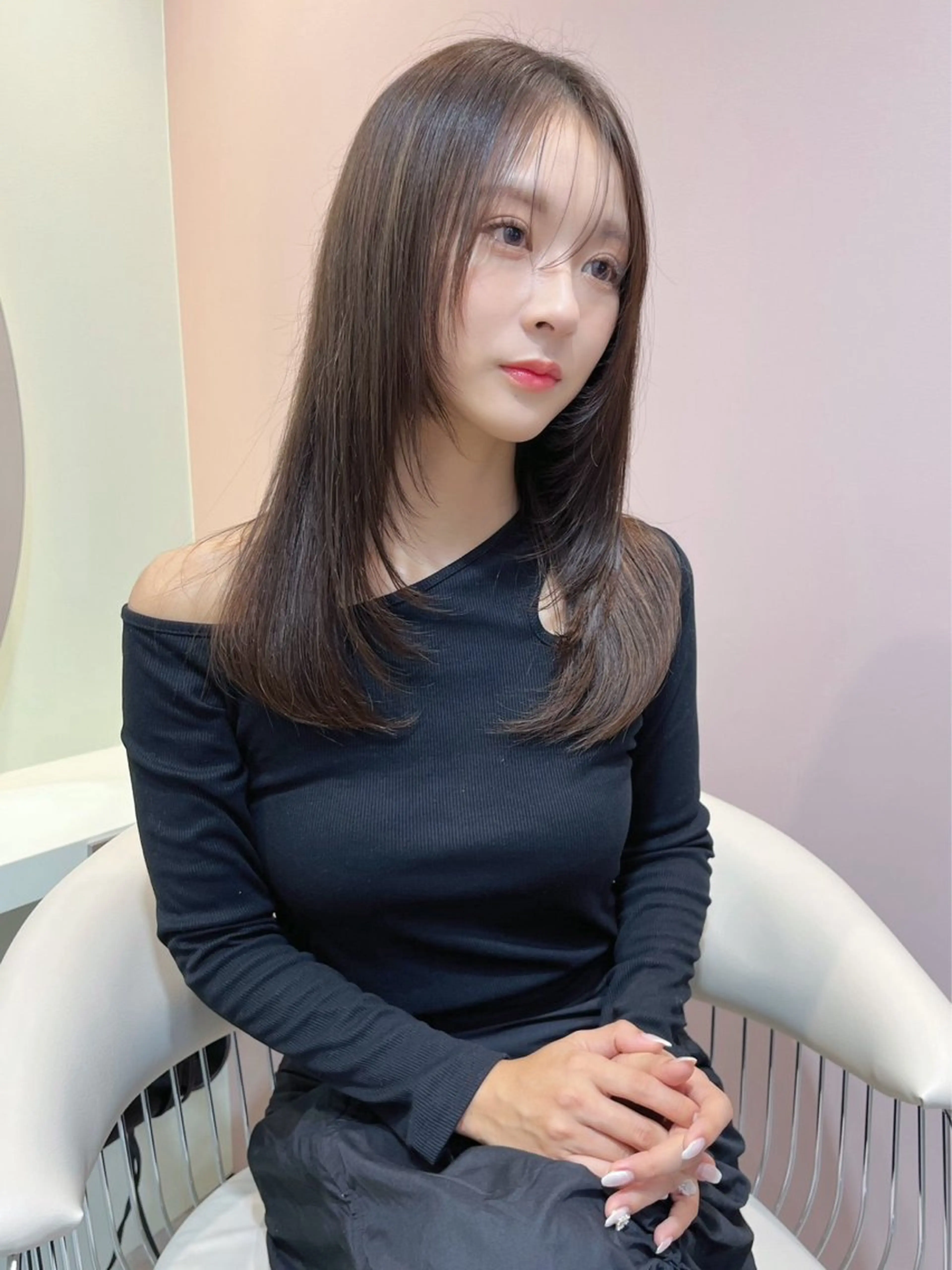 セミロング カラー アッシュ 黒髪 ブリーチ ブルーカラー ブルーブラック 🔶似合わせセンター パート/ヤス🔶のヘアスタイル