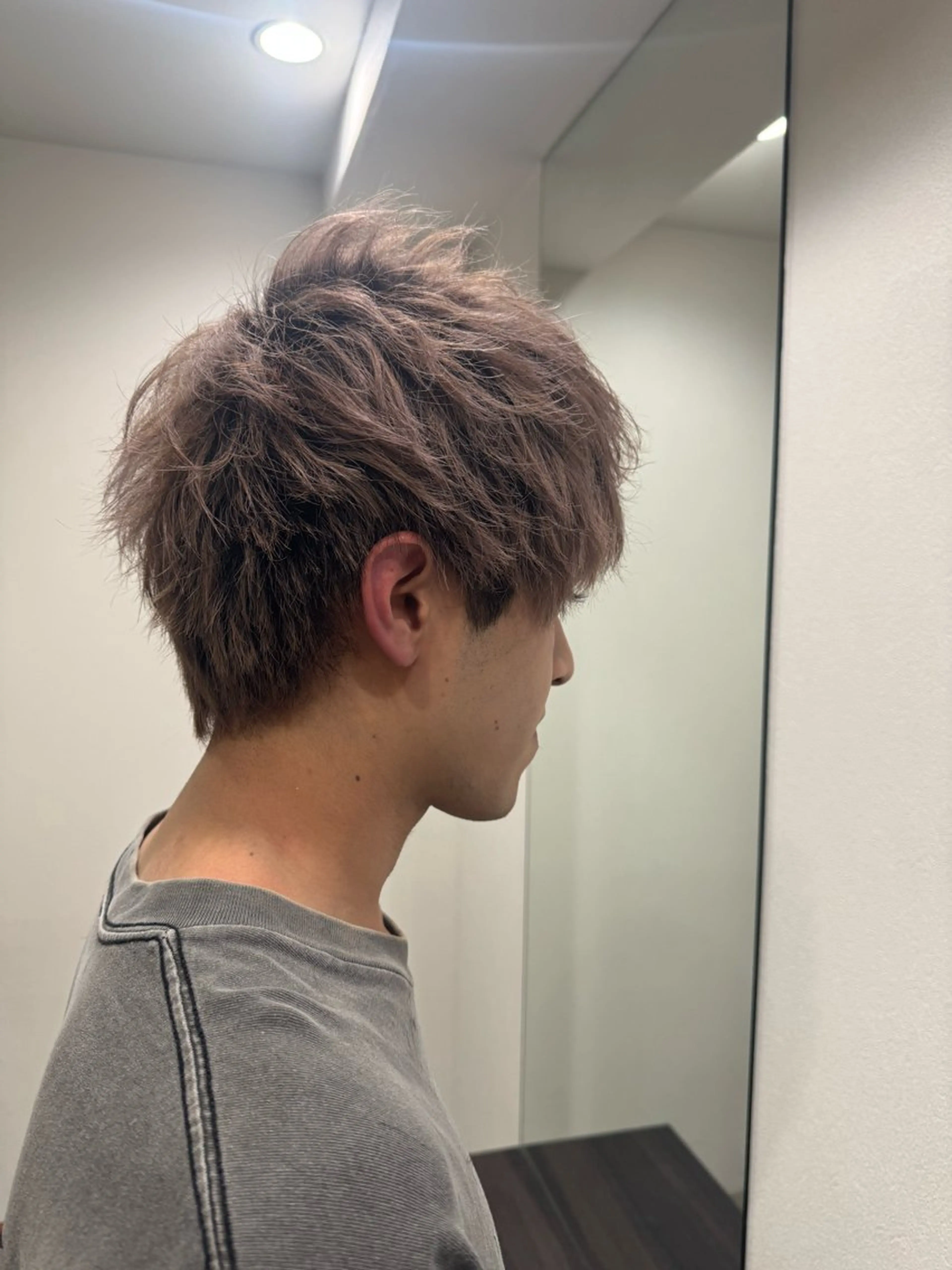 メンズ スパイキーショート メンズウルフカット ウルフカット 日比 海夏太のヘアスタイル