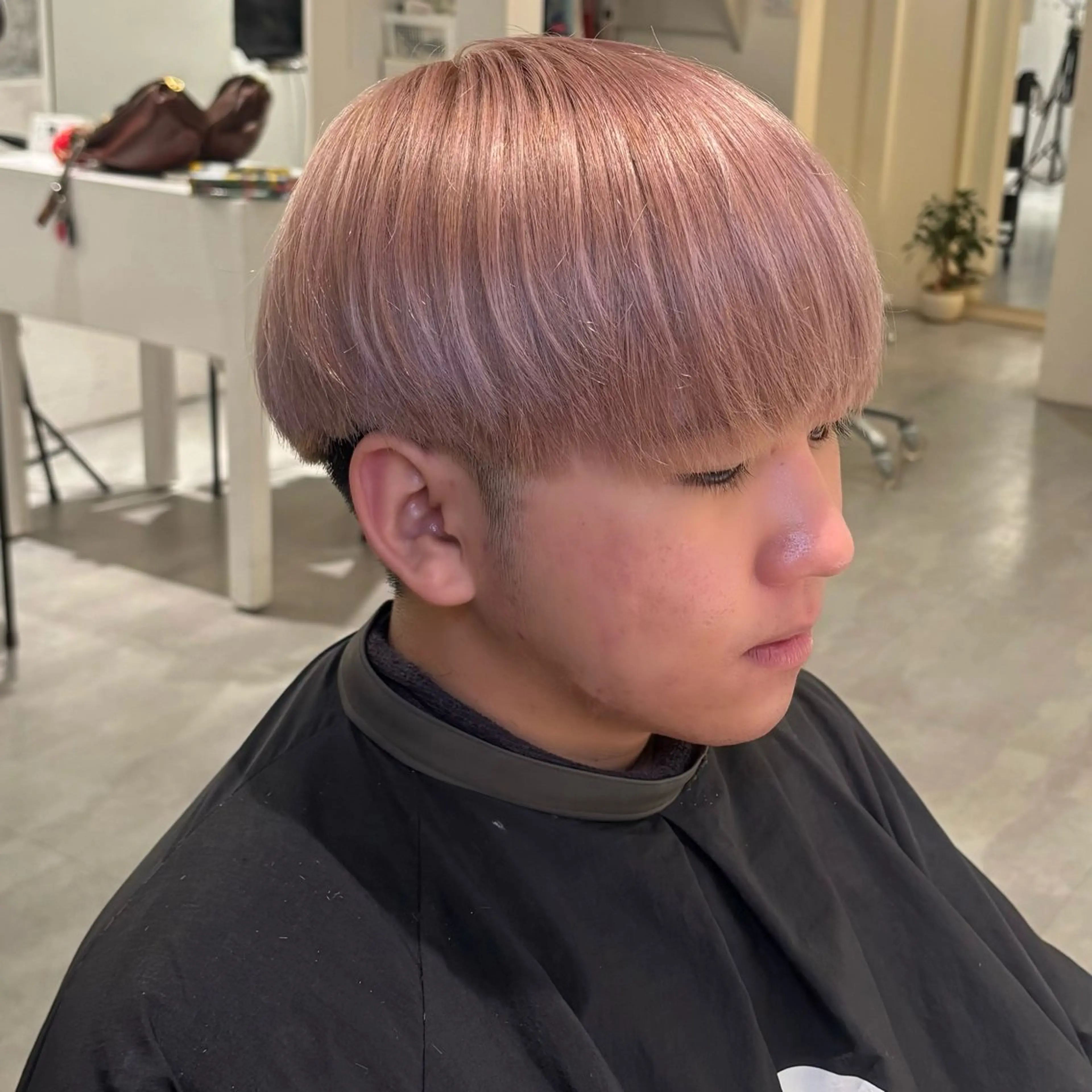 メンズ ヘアカラー 美容室ORIKA AI レイヤーカットのヘアスタイル