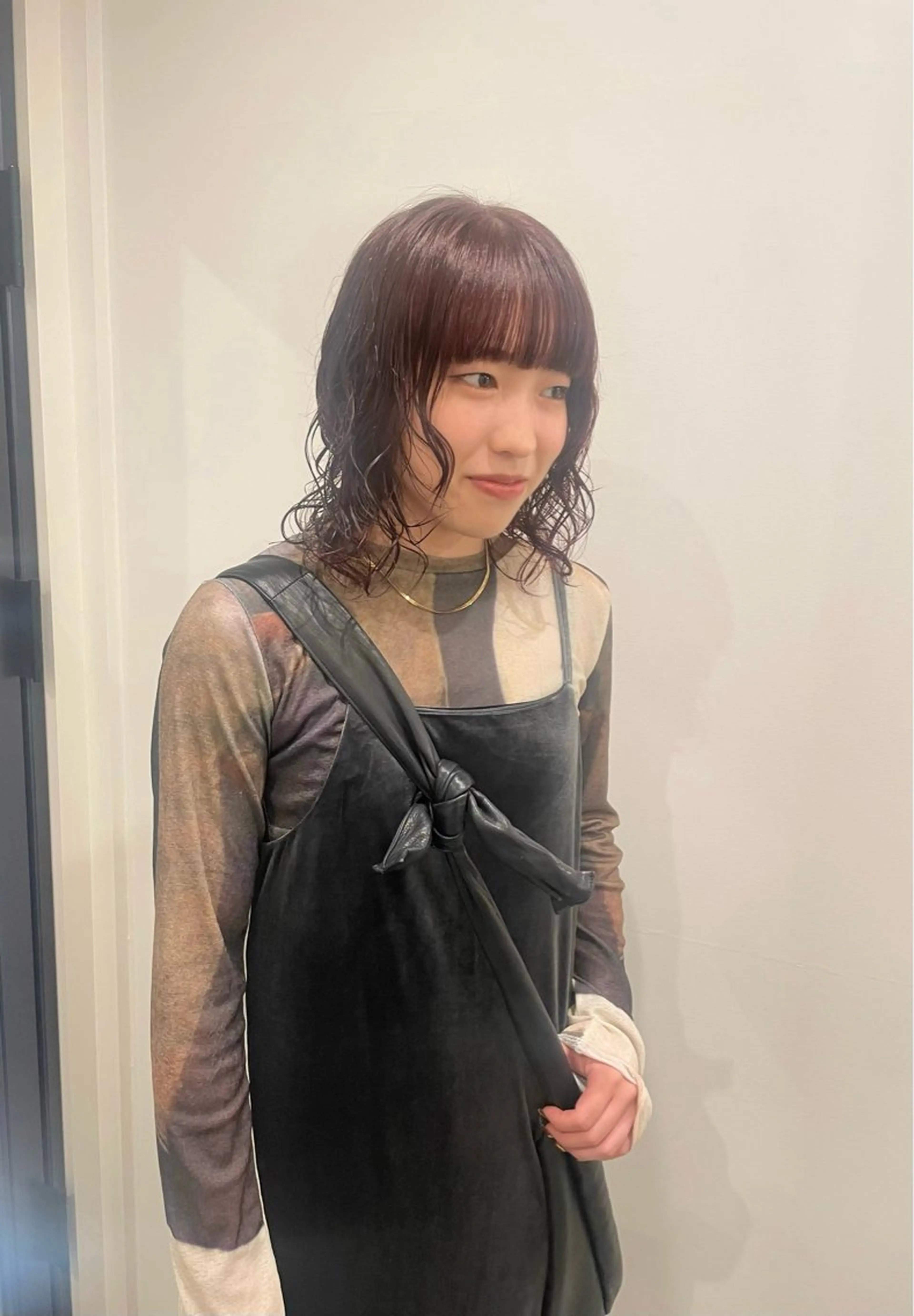 ミディアム カラー ミディアムパーマ ボブ レイヤーカット ウルフカット カット ヘアカラー 渋谷 留菜のヘアスタイル