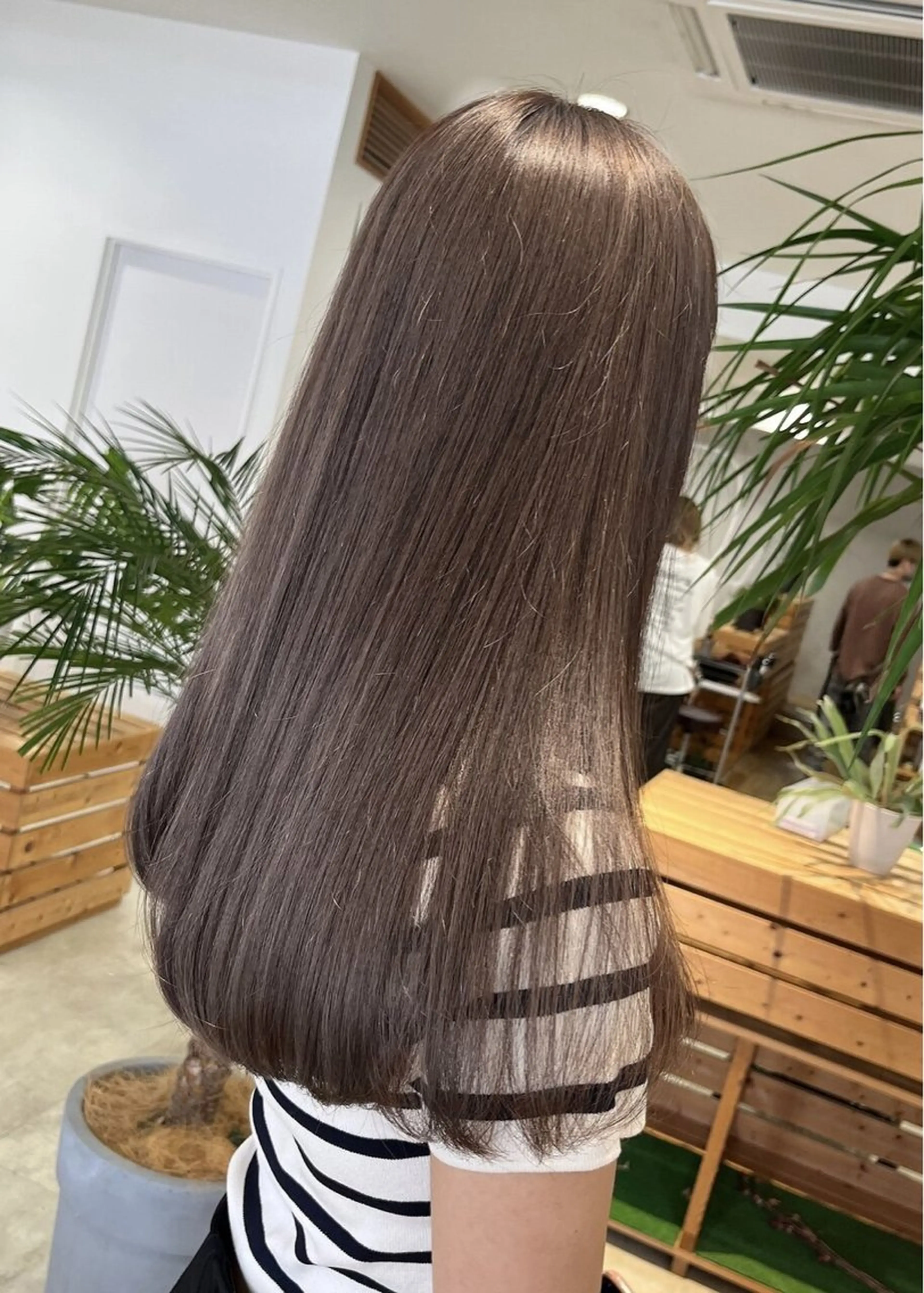 ロング カラー 透明感カラー ハイライトカラー インナーカラー ハイライト 髪質改善 カット ヘアカラー トリートメント misa🫧ナチュラ ル縮毛矯正/髪質改善のヘアスタイル
