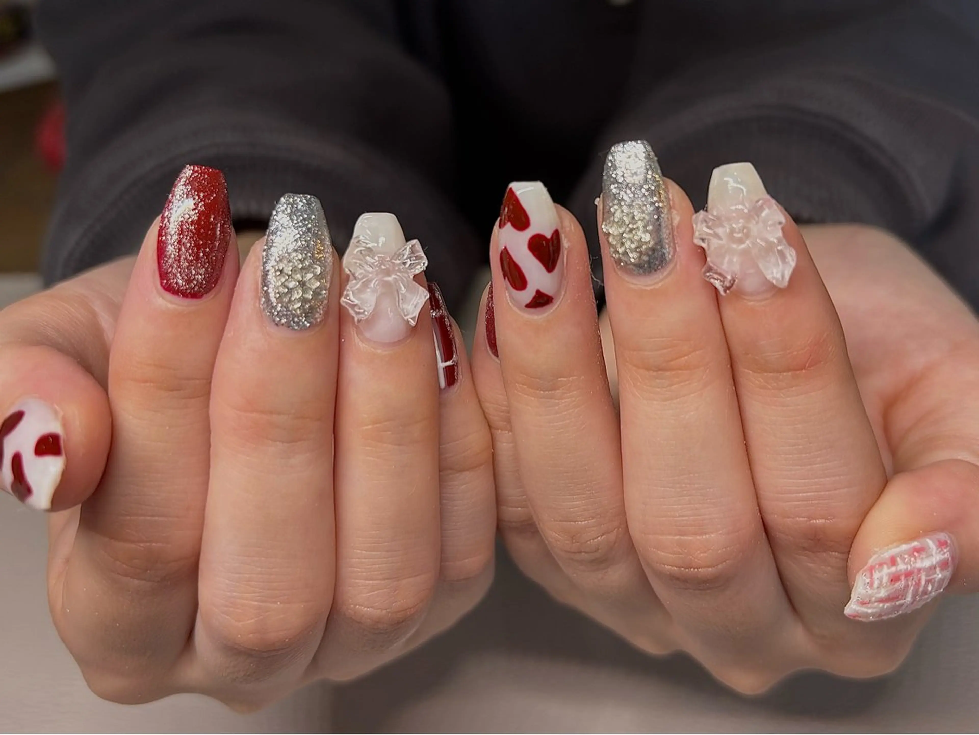 ネイル 🫧ユキ🫧 持込OK/平日夜&土のネイルデザイン