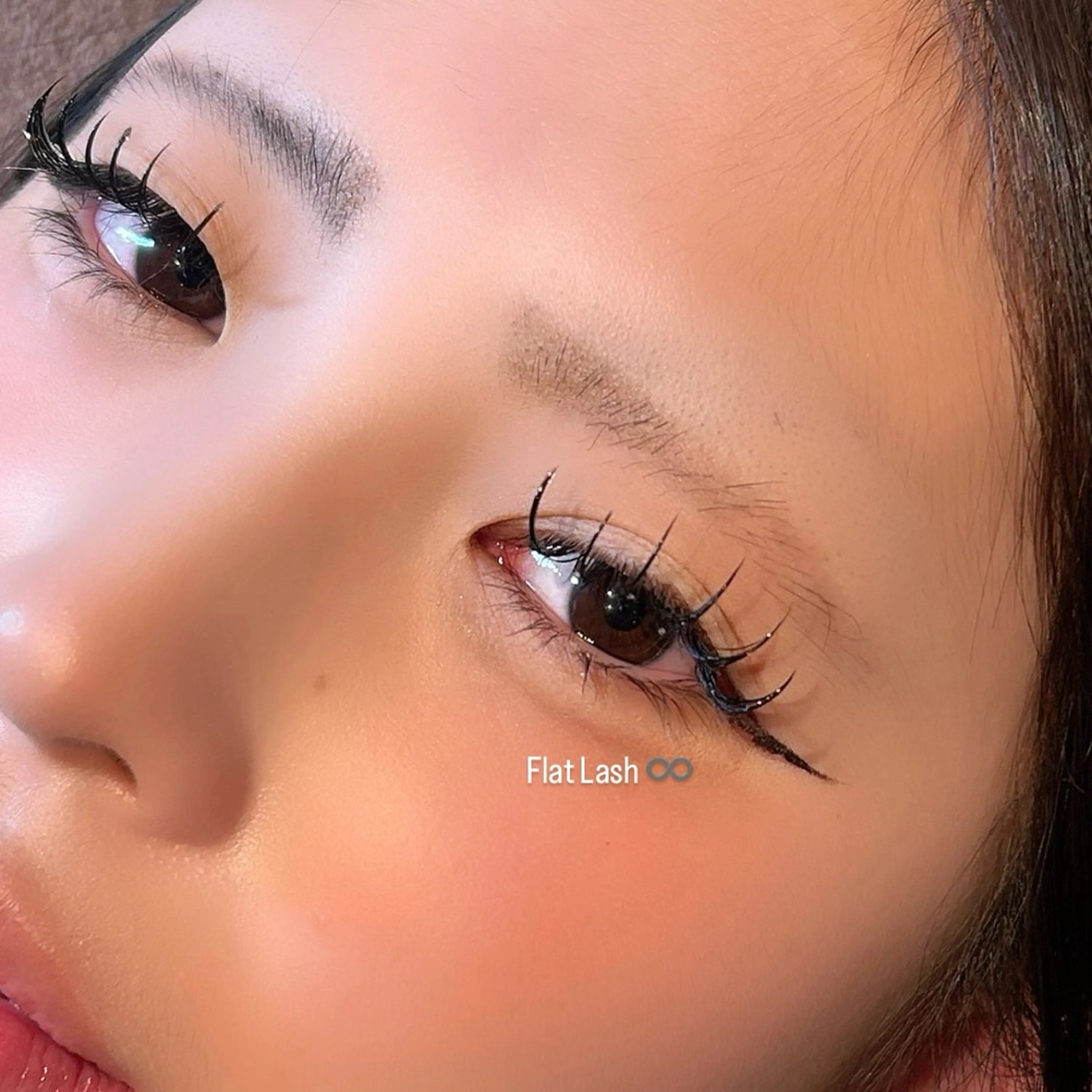 マツエク・マツパ 束感まつ毛 フラットラッシュ diarblue /Yuu🦋⟡.·の眉毛・アイブロウイメージ